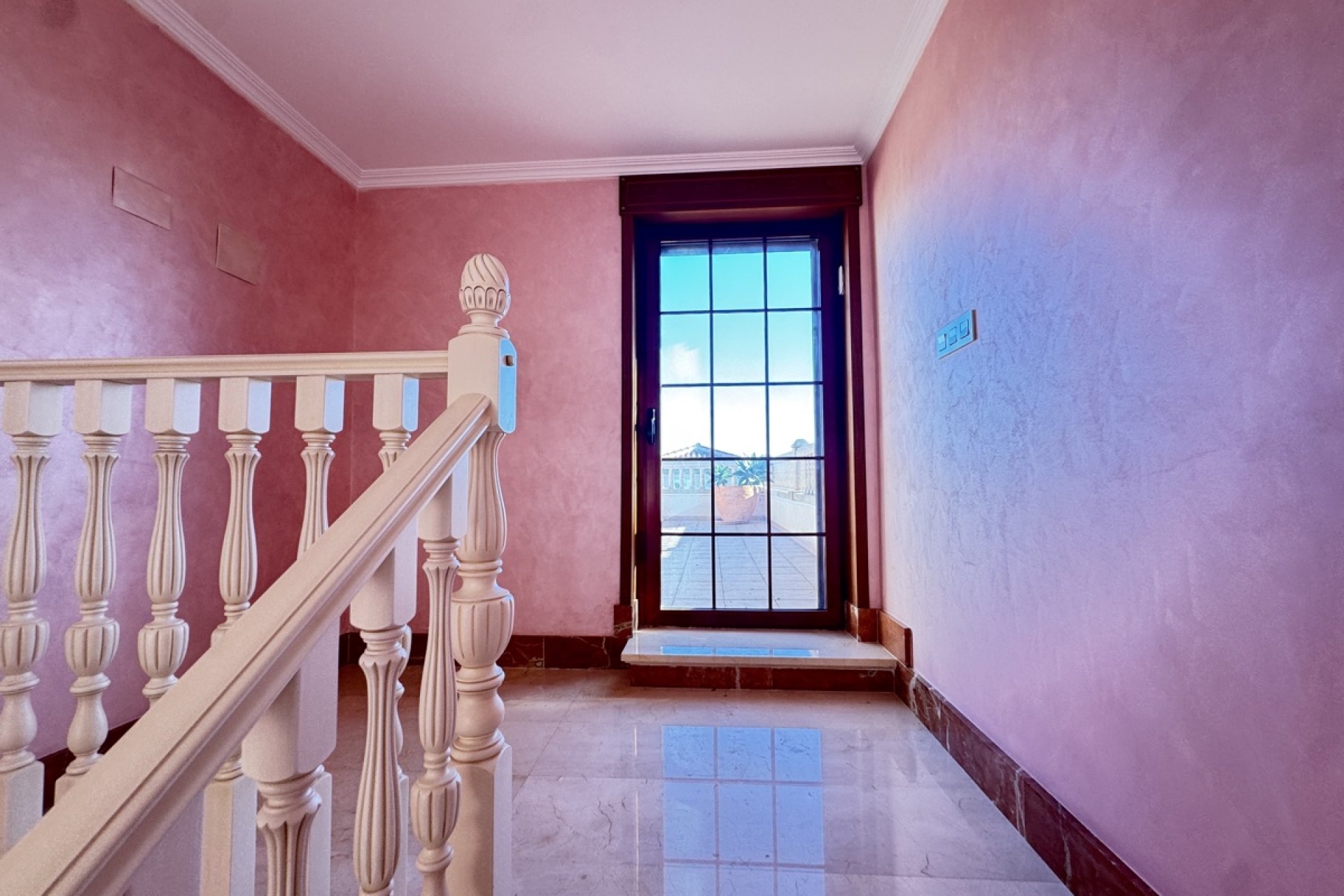 Återförsäljning - Villa -
Cabo Roig