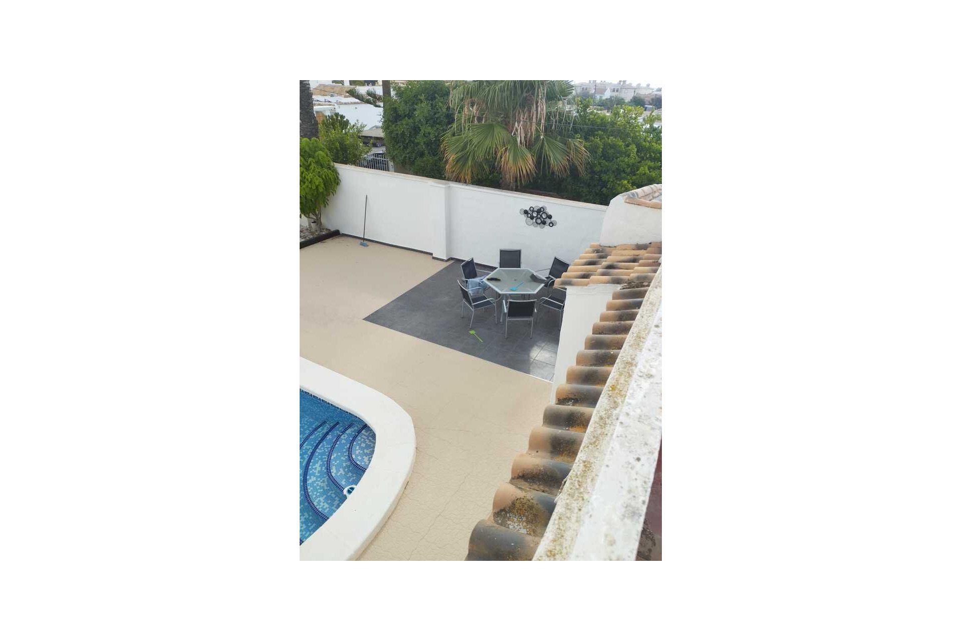 Återförsäljning - Villa -
Cabo Roig