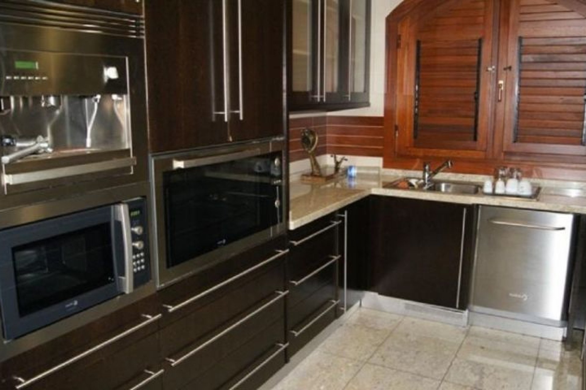 Återförsäljning - Villa -
Campoamor Golf - Campoamor