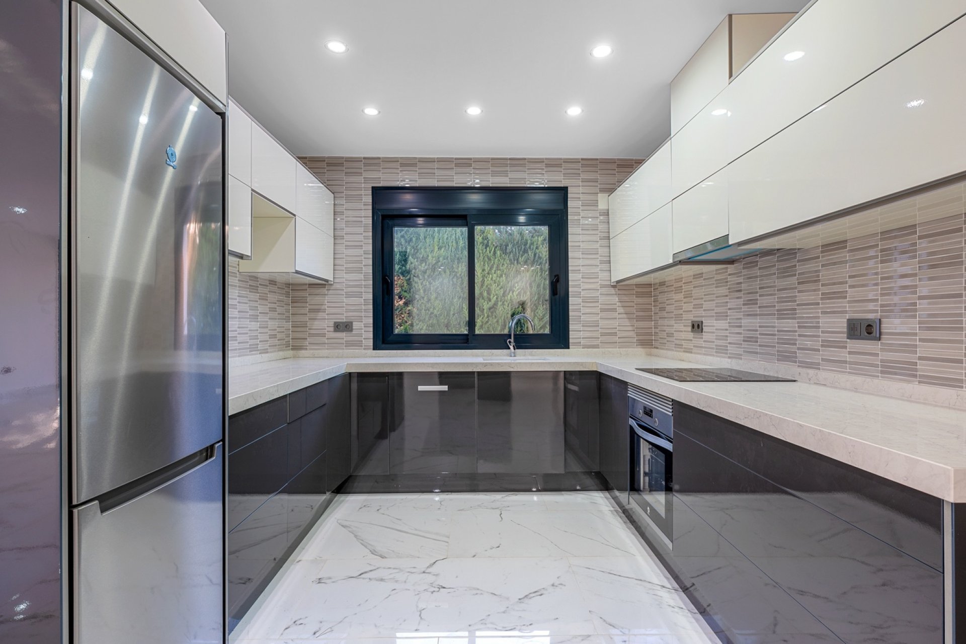 Återförsäljning - Villa -
Campoamor Golf - Campoamor