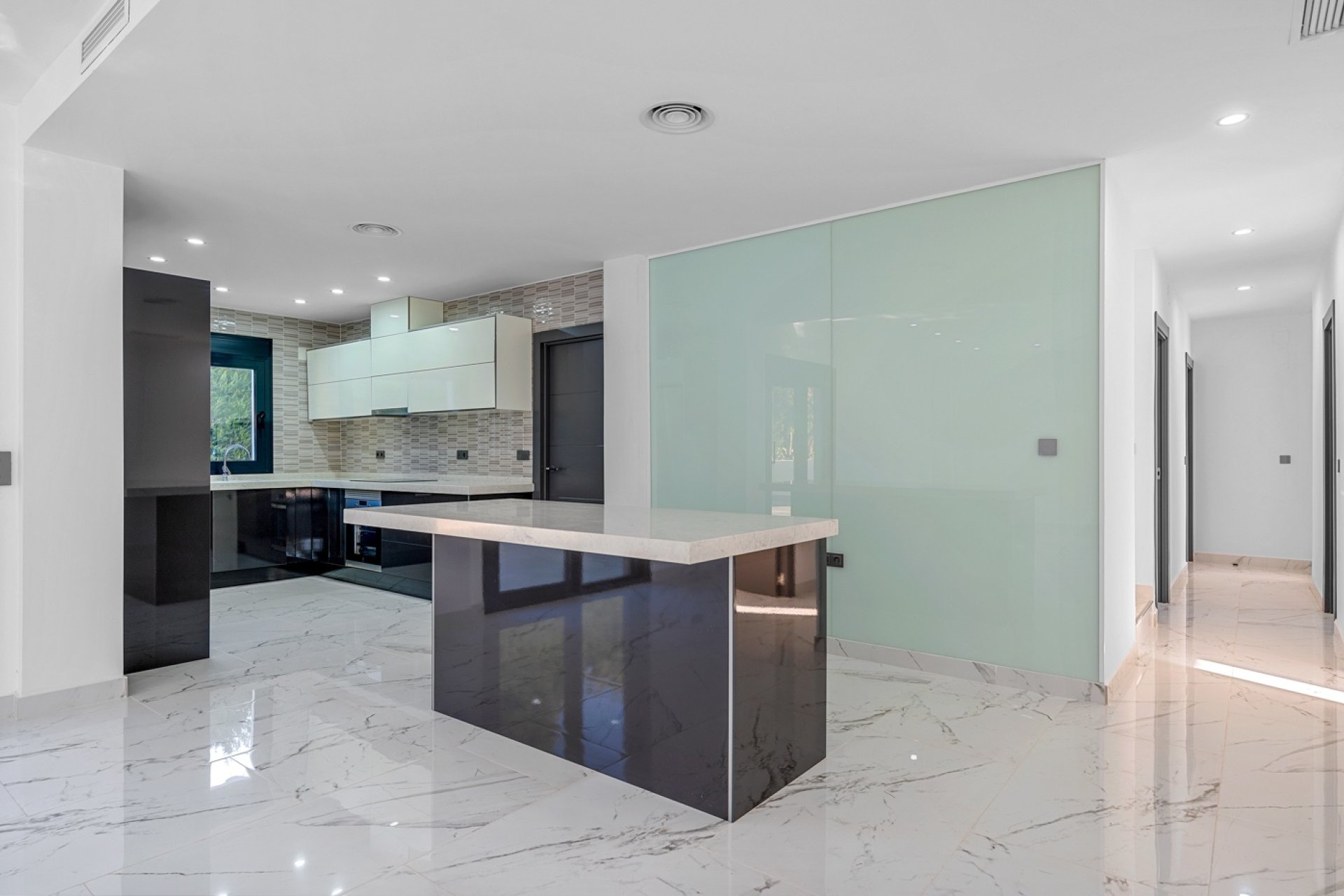 Återförsäljning - Villa -
Campoamor Golf - Campoamor