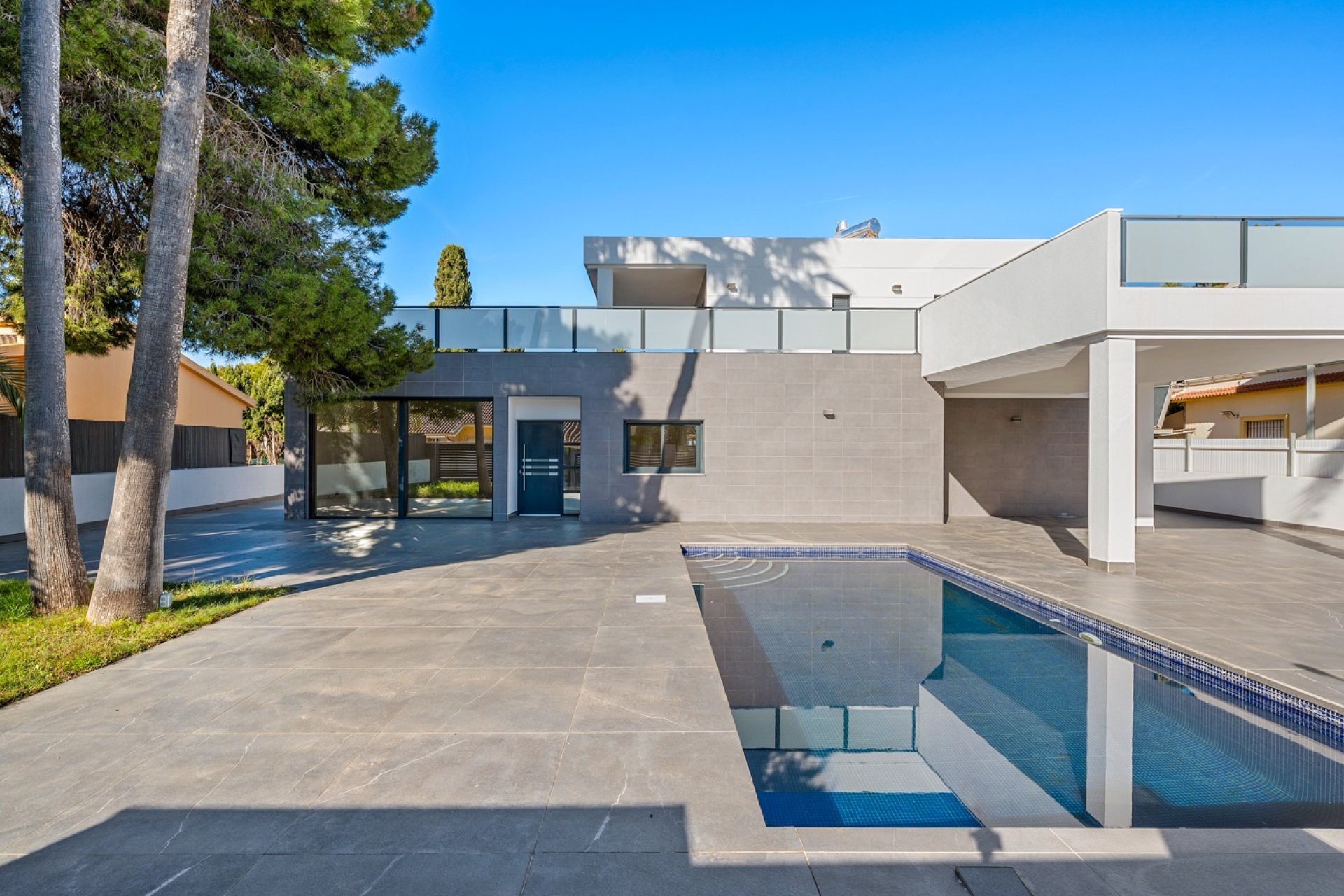 Återförsäljning - Villa -
Campoamor Golf - Campoamor
