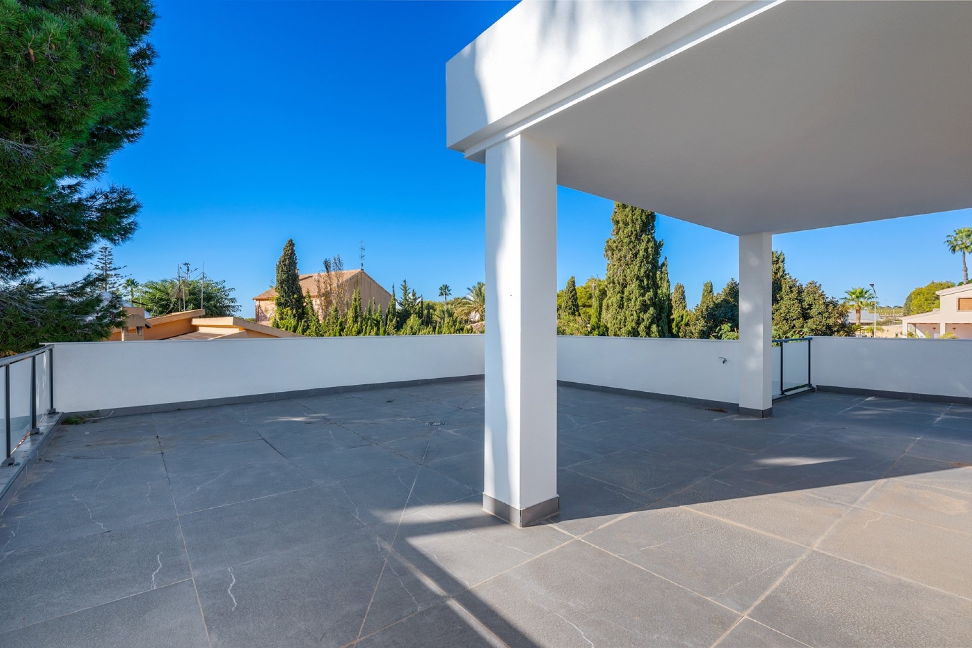 Återförsäljning - Villa -
Campoamor Golf - Campoamor