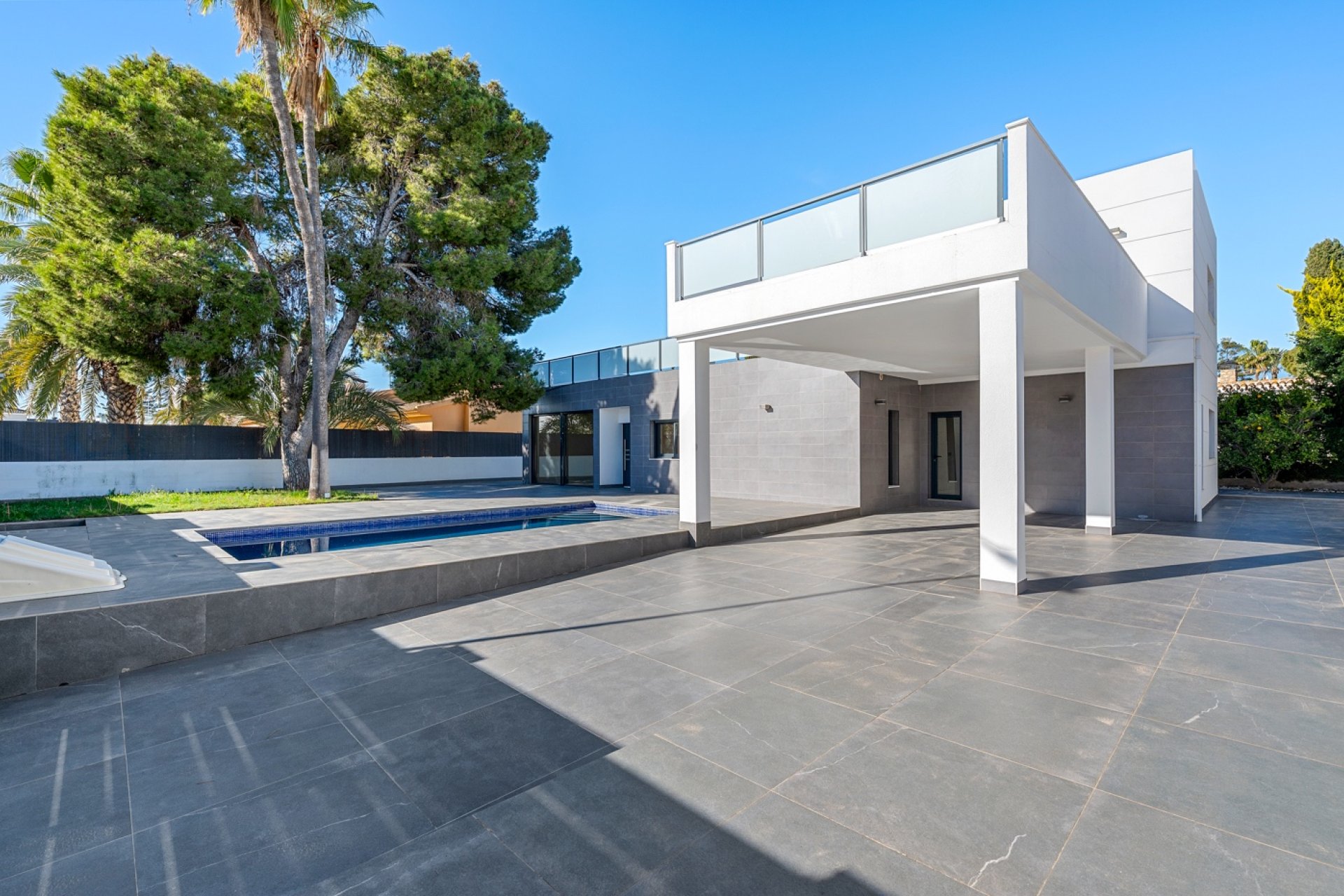 Återförsäljning - Villa -
Campoamor Golf - Campoamor