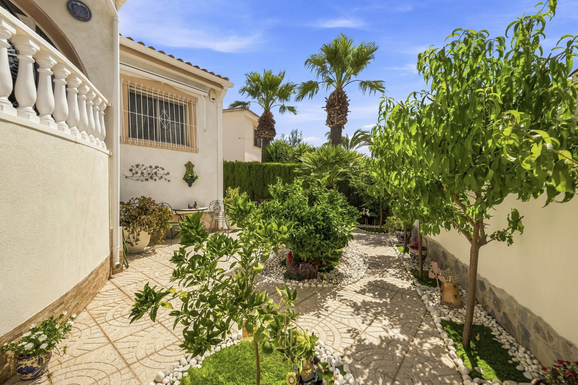 Återförsäljning - Villa -
Ciudad quesada - Centro