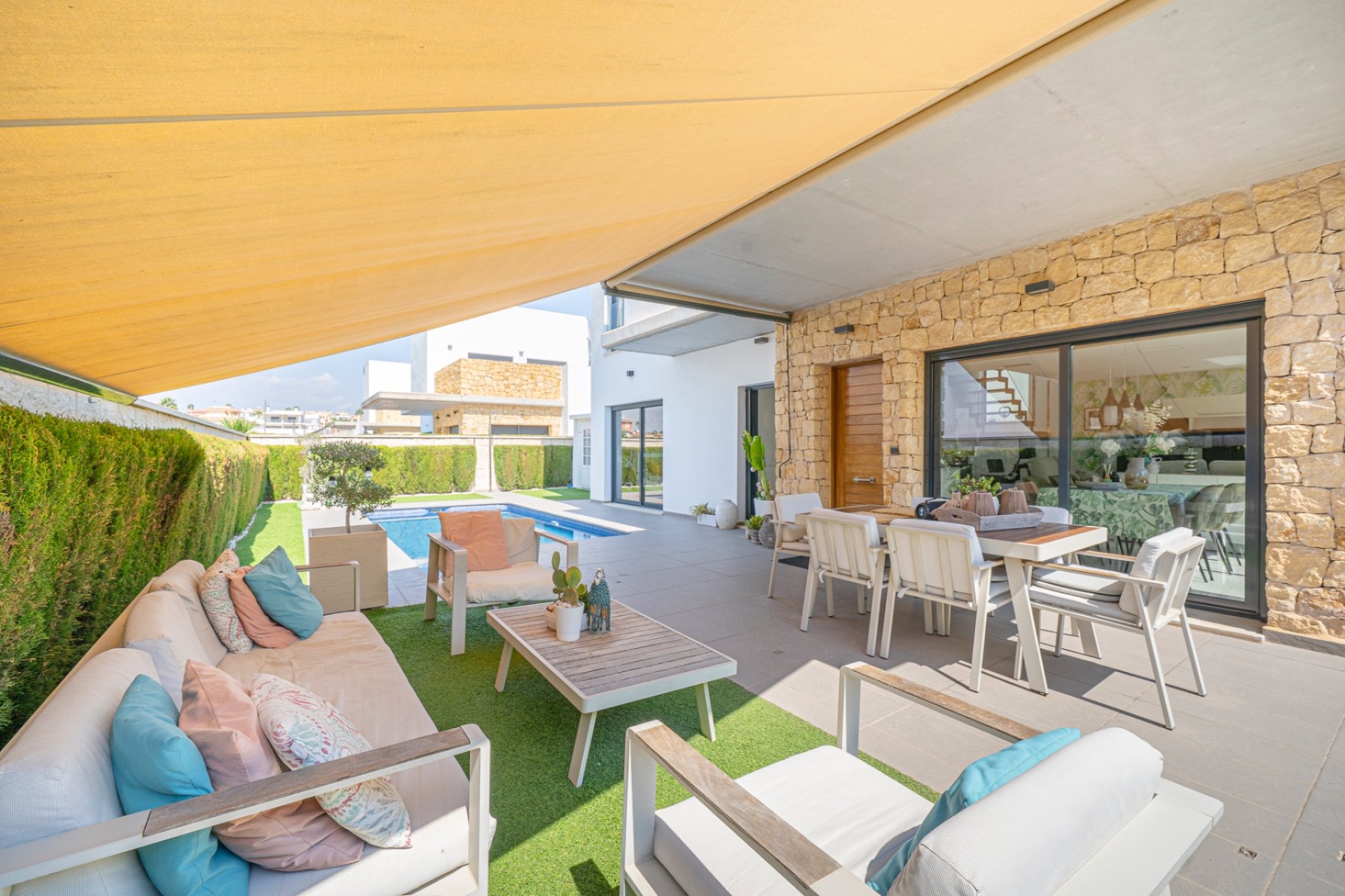 Återförsäljning - Villa -
Ciudad quesada - Lo pepin