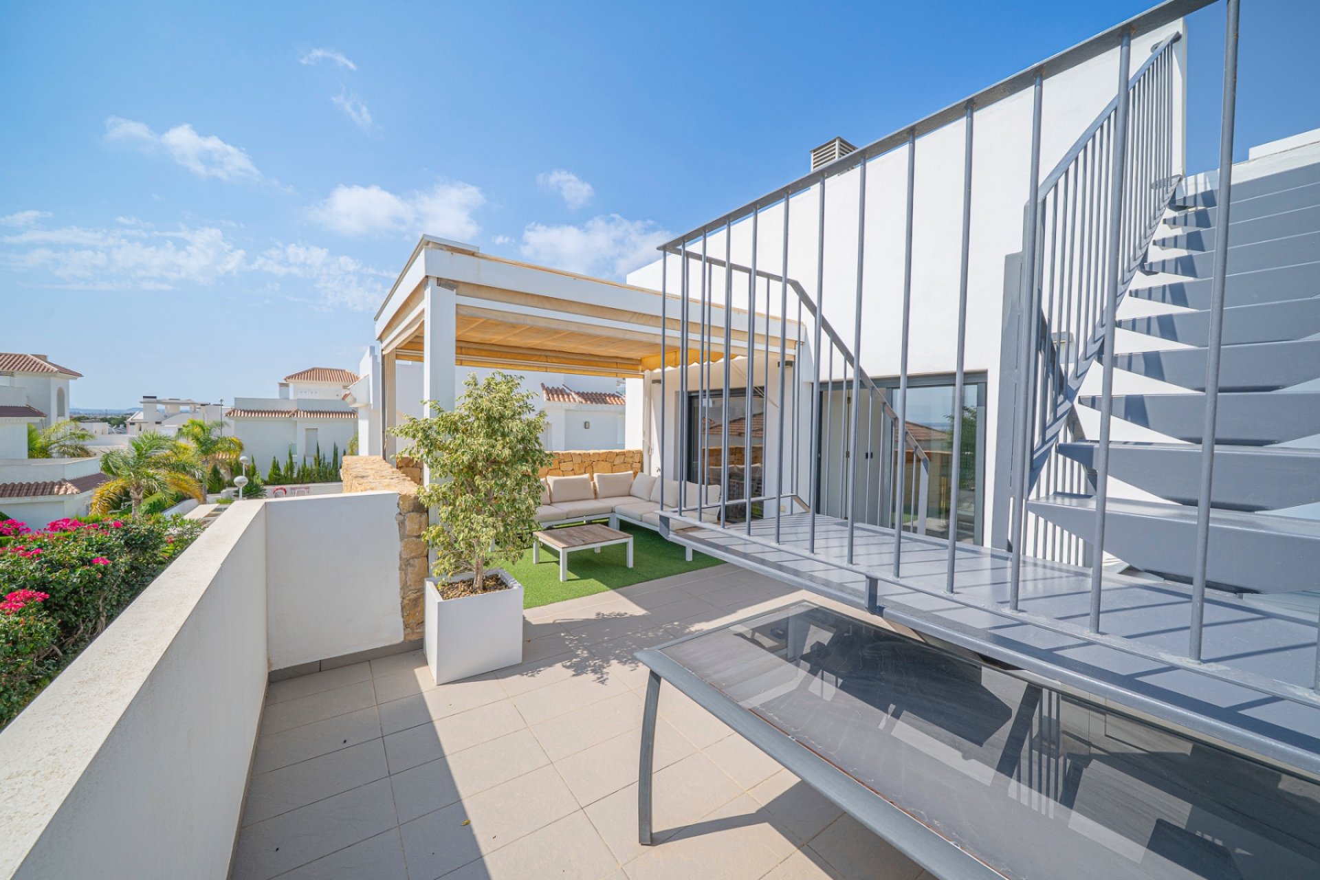 Återförsäljning - Villa -
Ciudad quesada - Lo pepin
