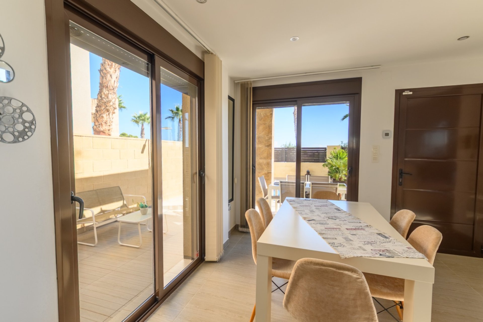 Återförsäljning - Villa -
Ciudad quesada - Pueblo Bravo