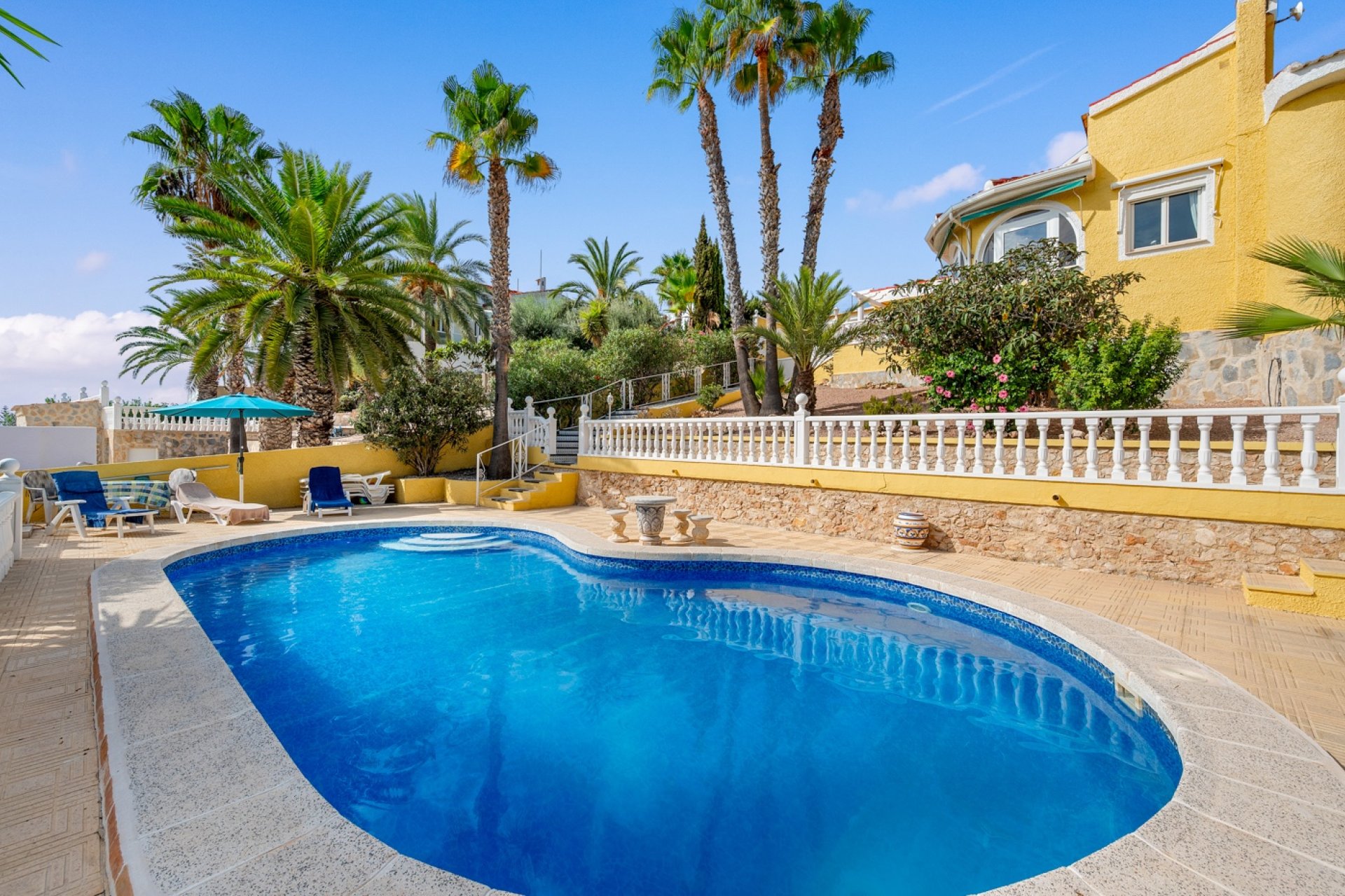 Återförsäljning - Villa -
Ciudad quesada - Rojales
