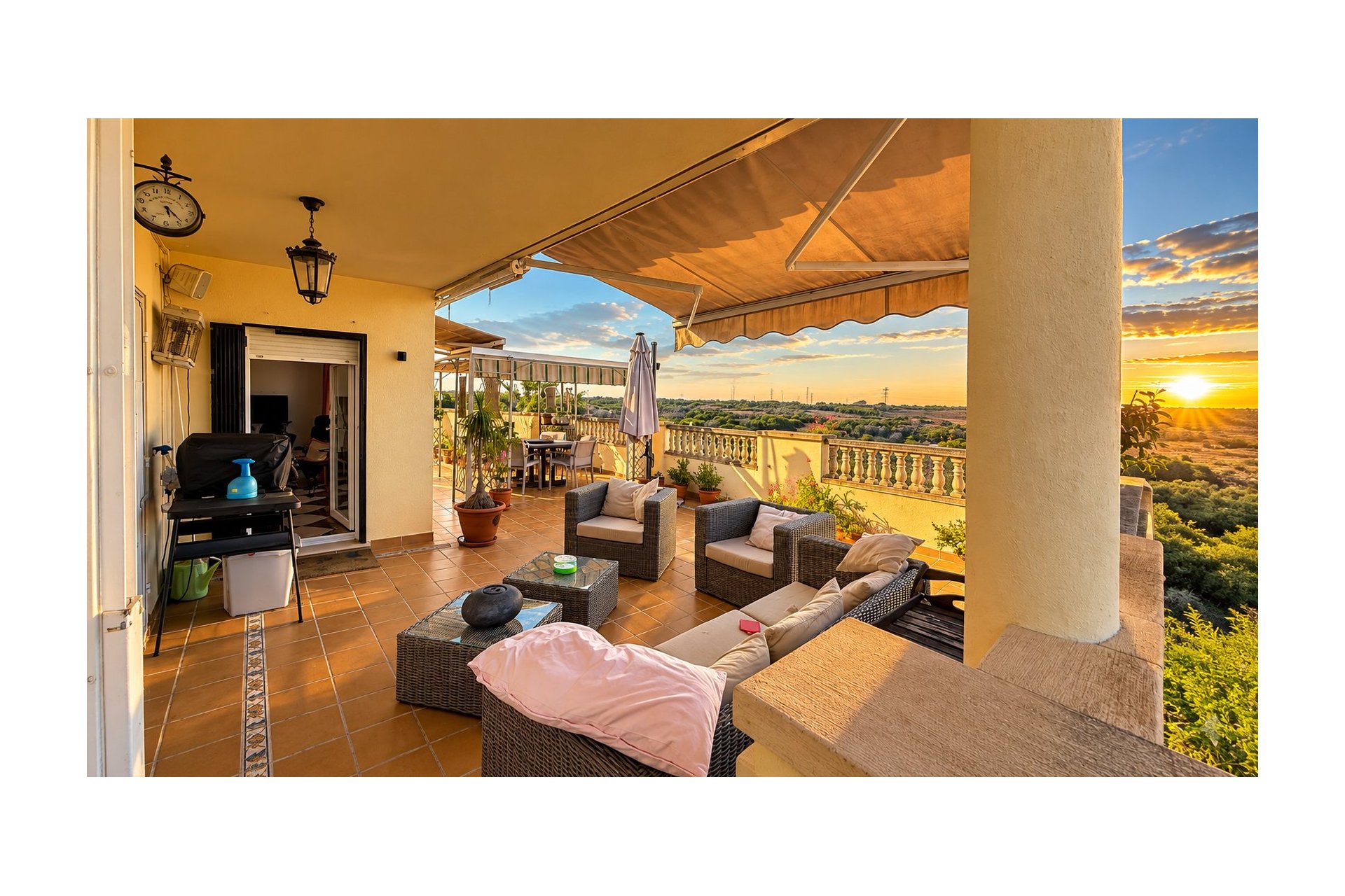 Återförsäljning - Villa -
Dehesa De Campoamor - Las Ramblas Golf