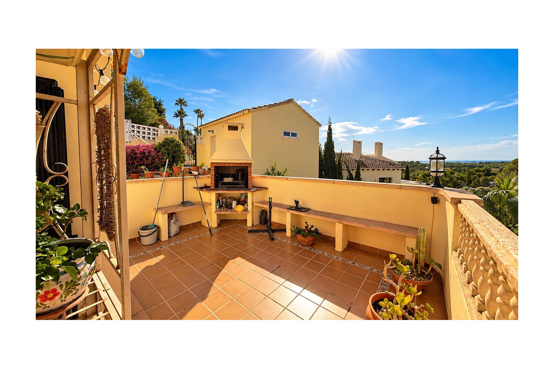 Återförsäljning - Villa -
Dehesa De Campoamor - Las Ramblas Golf