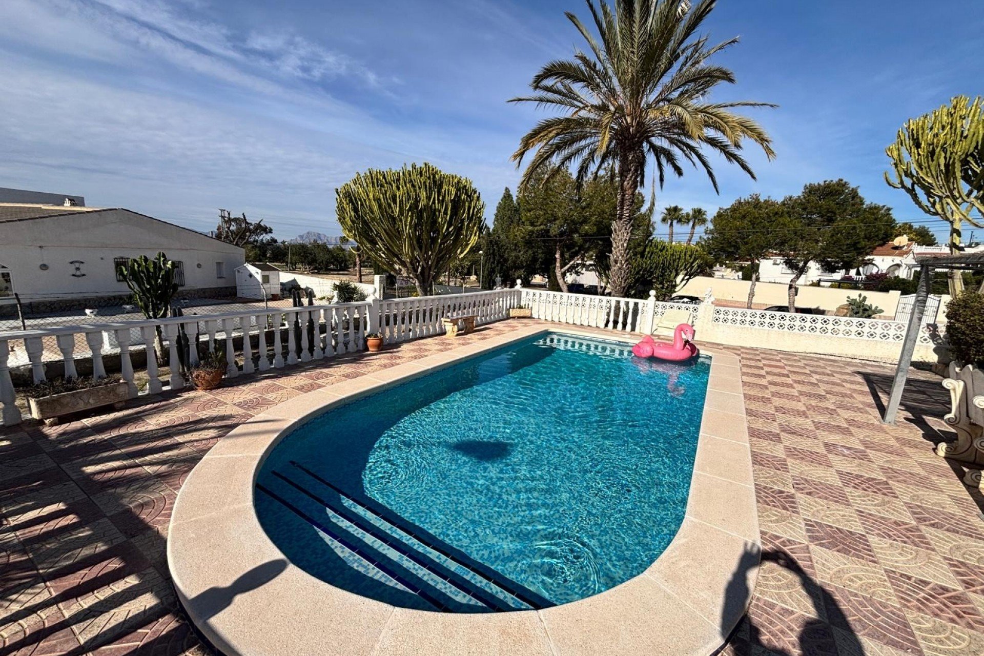 Återförsäljning - Villa Detached -
Ciudad quesada - CENTRO