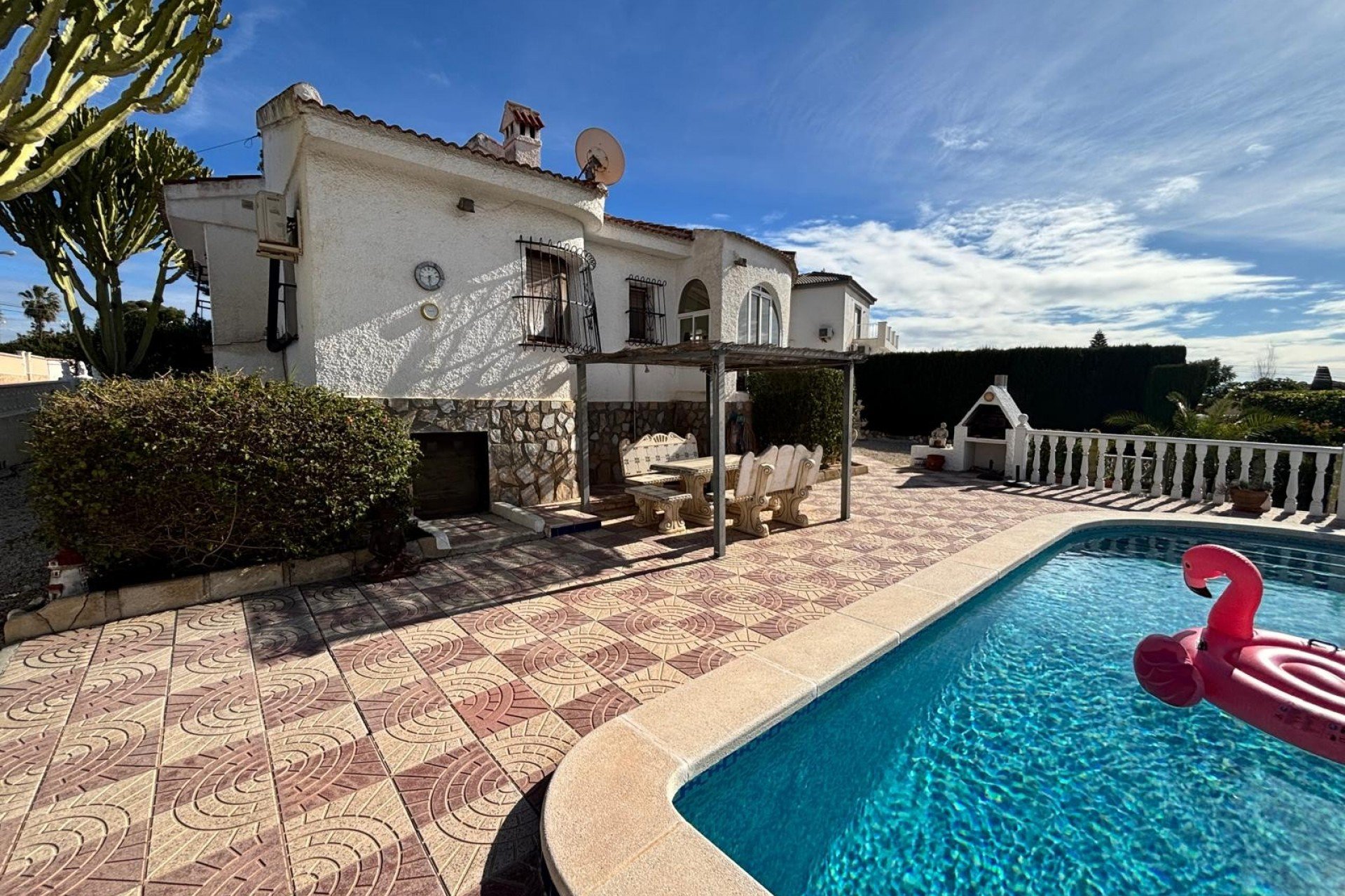 Återförsäljning - Villa Detached -
Ciudad quesada - CENTRO