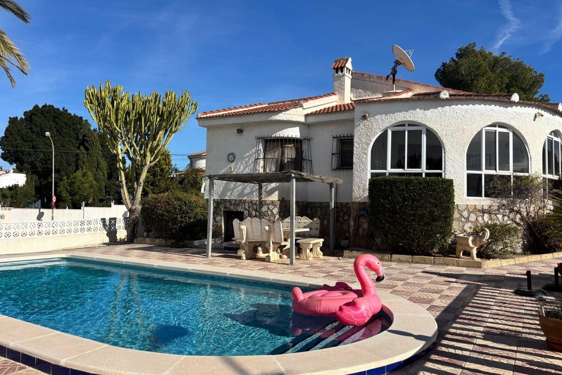 Återförsäljning - Villa Detached -
Ciudad quesada - CENTRO