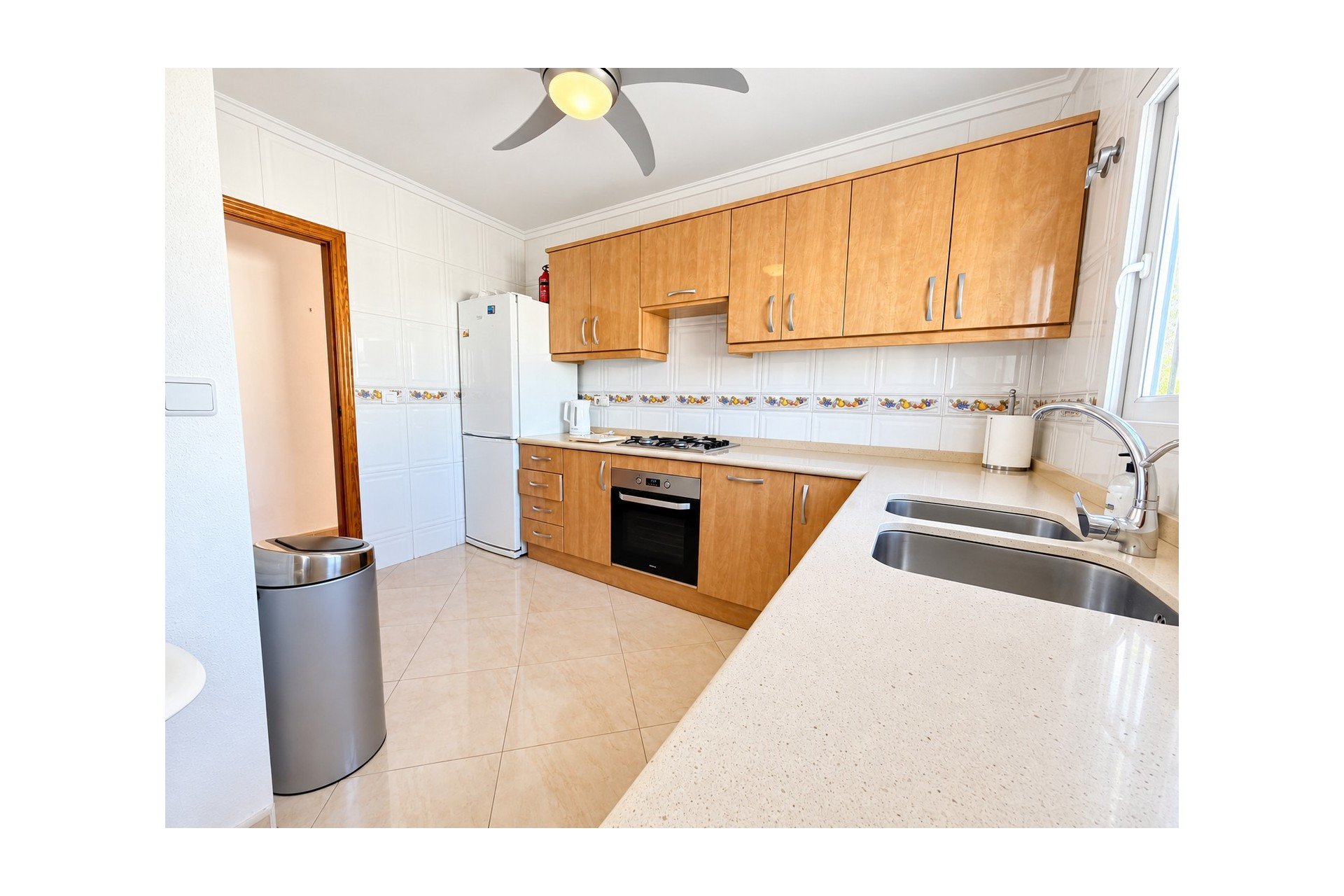 Återförsäljning - Villa Detached -
San Fulgencio - urb.la marina