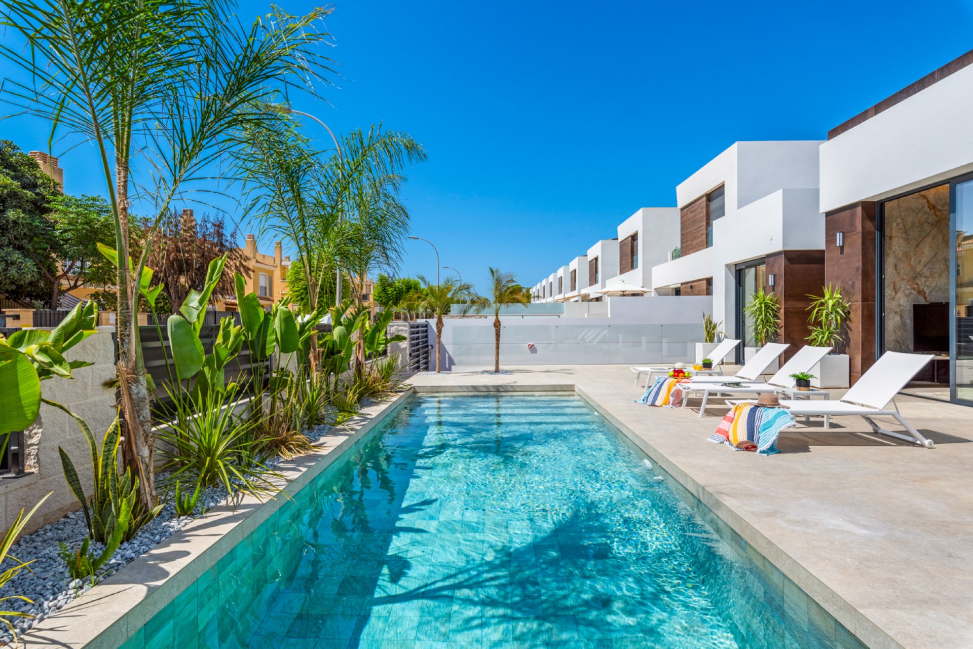 Återförsäljning - Villa -
El Campello - El Amerador