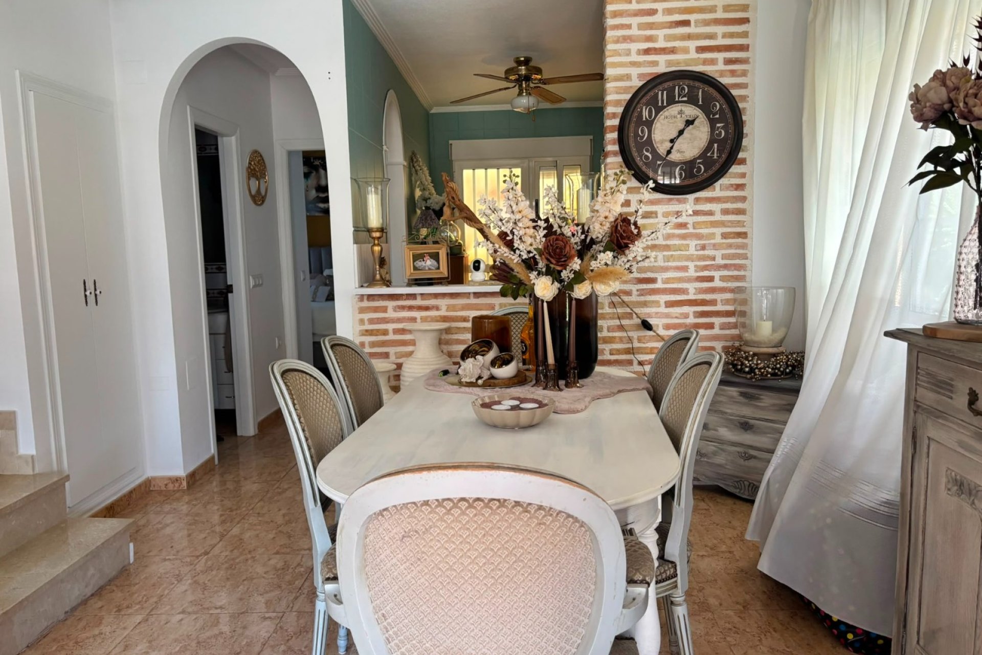 Återförsäljning - Villa -
El Raso - Guardamar del Segura
