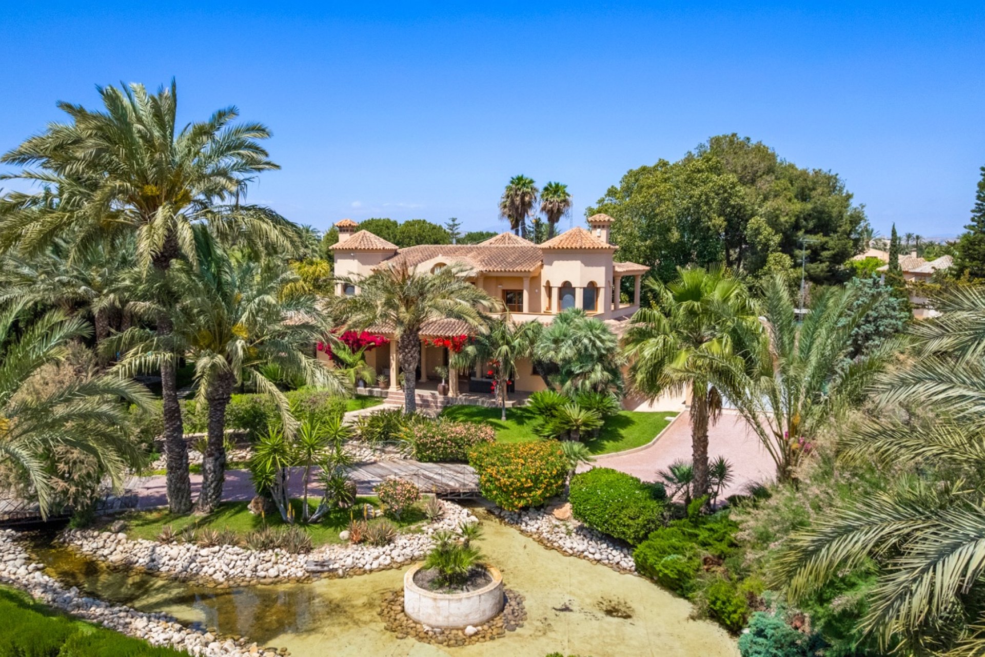 Återförsäljning - Villa -
Elche - Elche/Elx