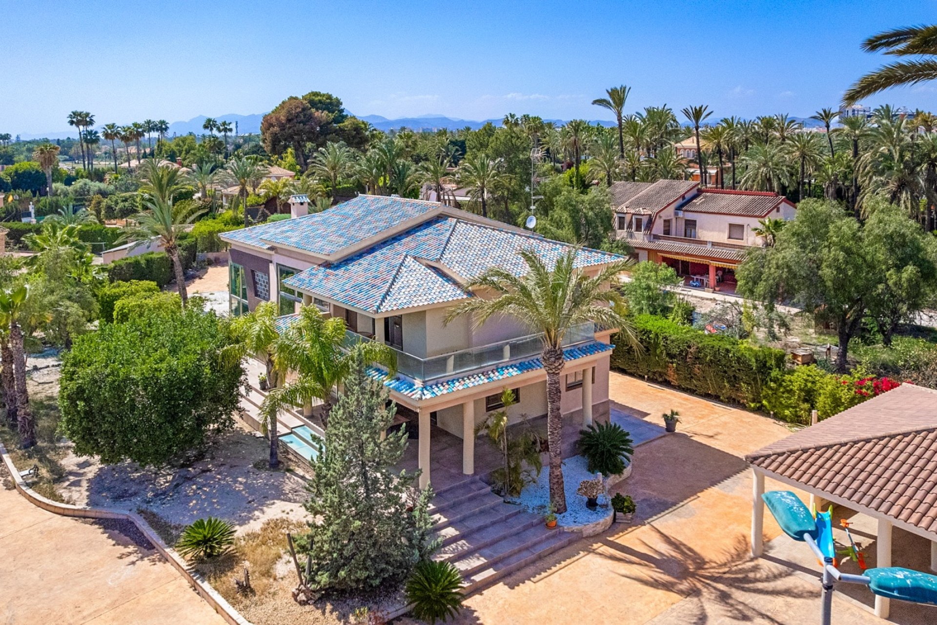 Återförsäljning - Villa -
Elche - Elche/Elx