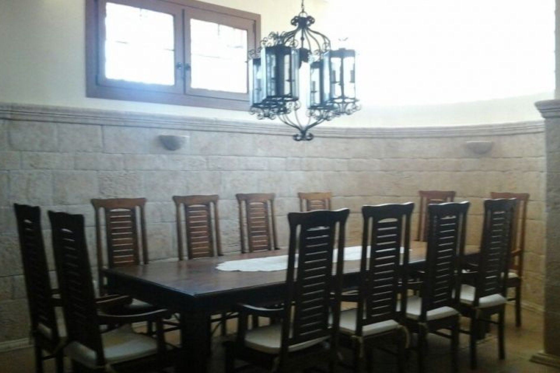 Återförsäljning - Villa -
Elche