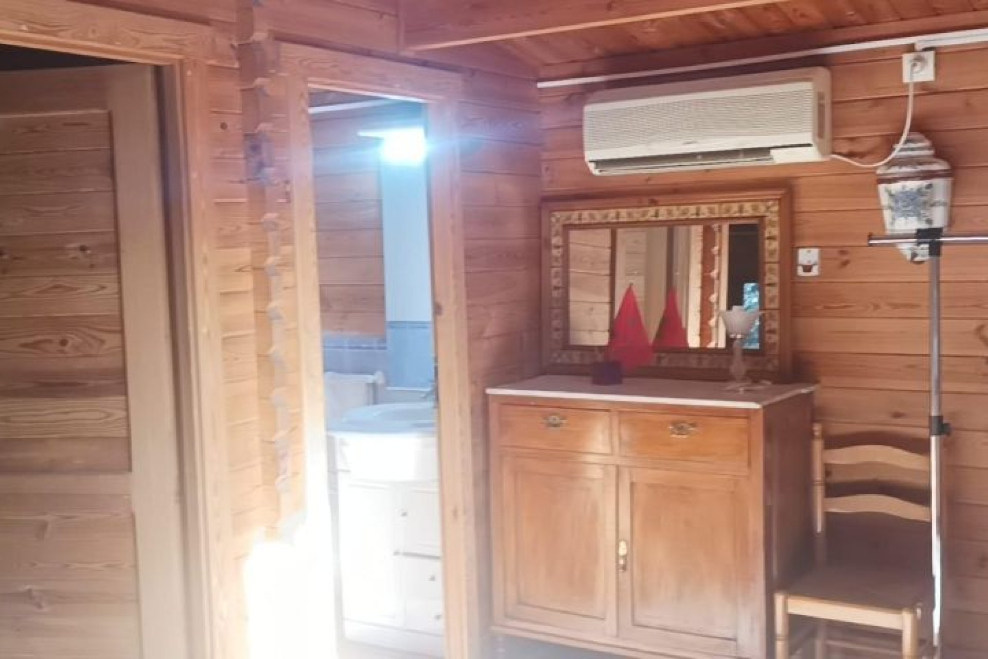 Återförsäljning - Villa -
Elche