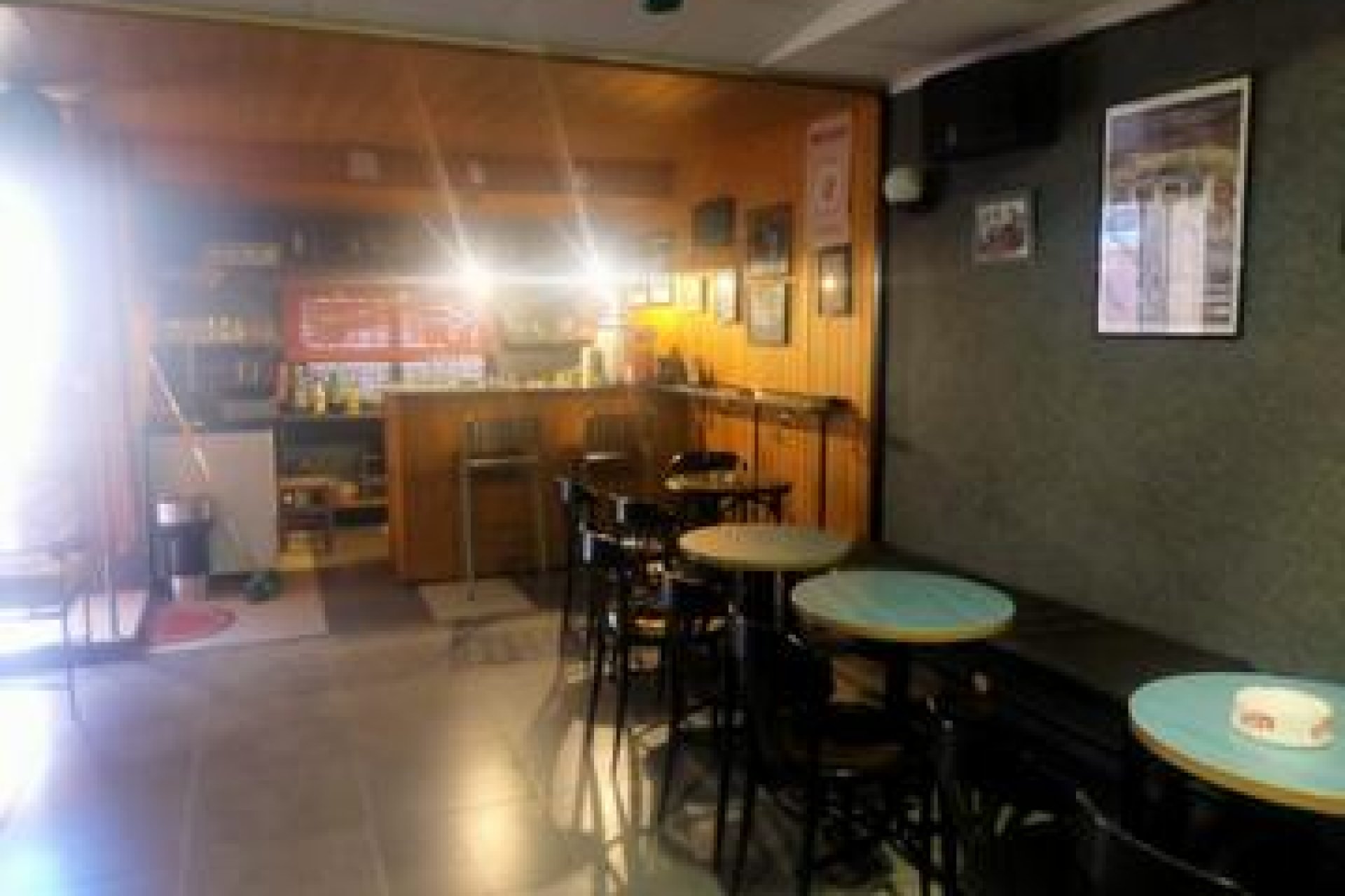 Återförsäljning - Villa -
Elche