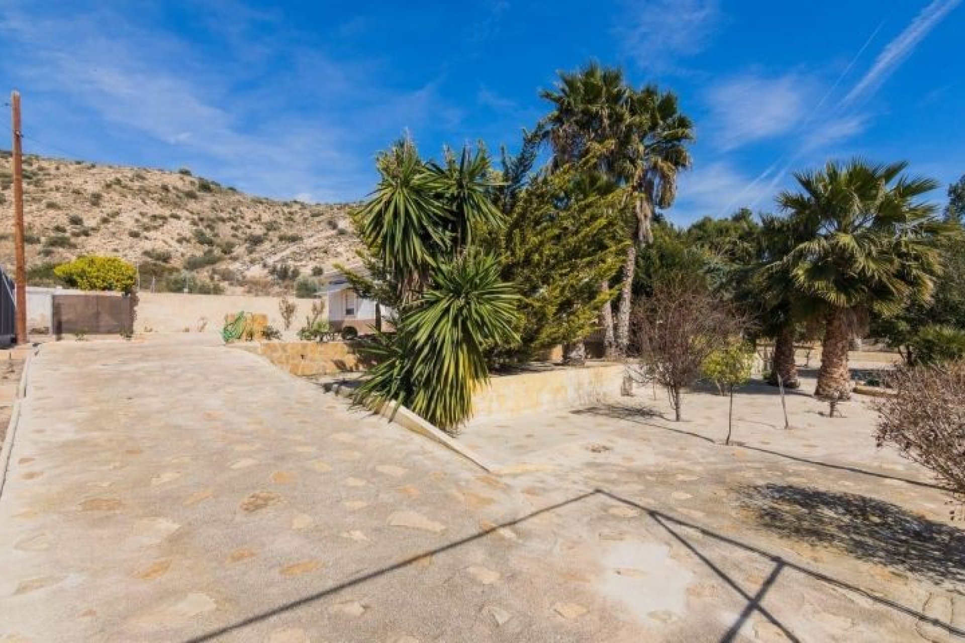 Återförsäljning - Villa -
Elche