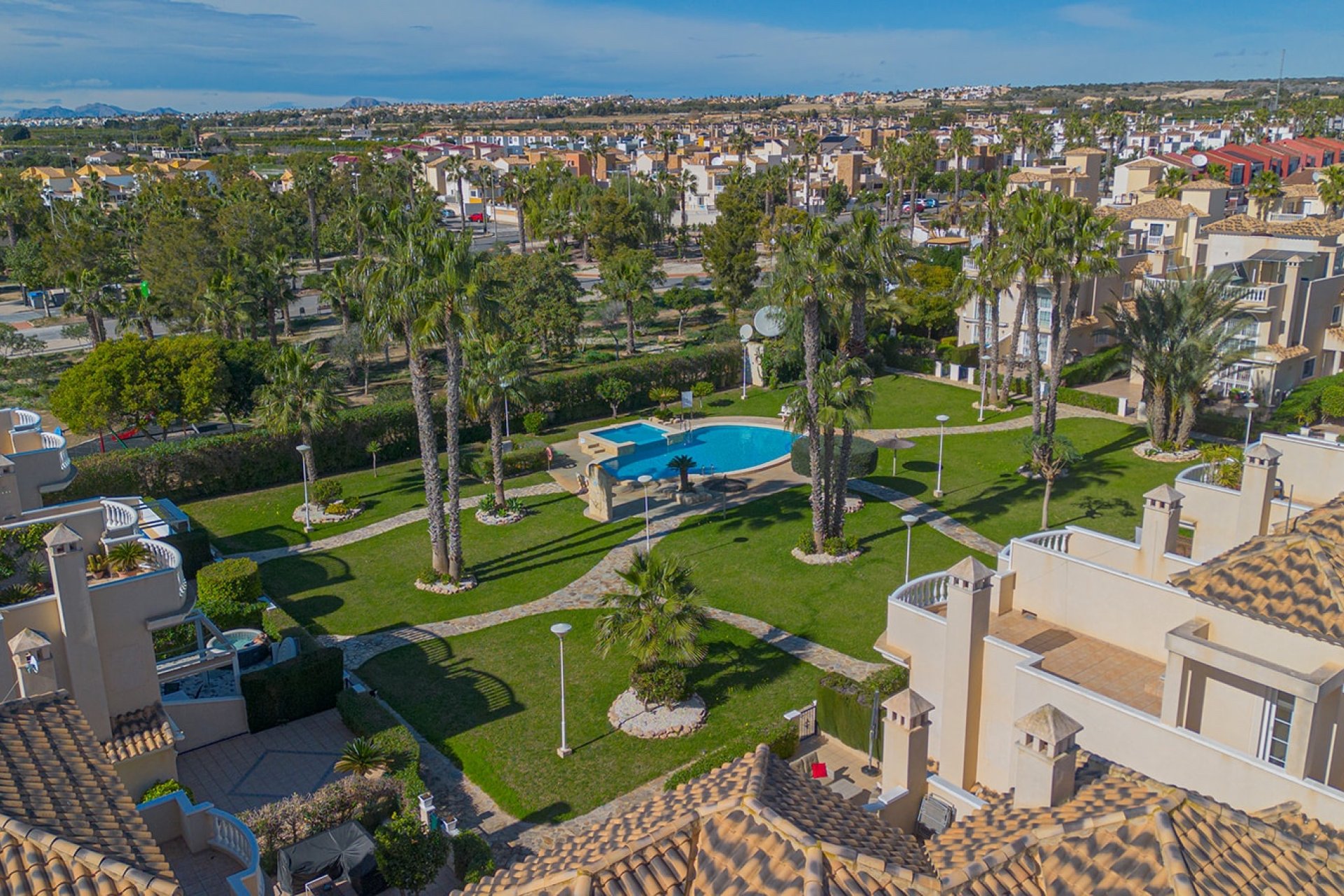 Återförsäljning - Villa -
Guardamar del Segura - El Raso