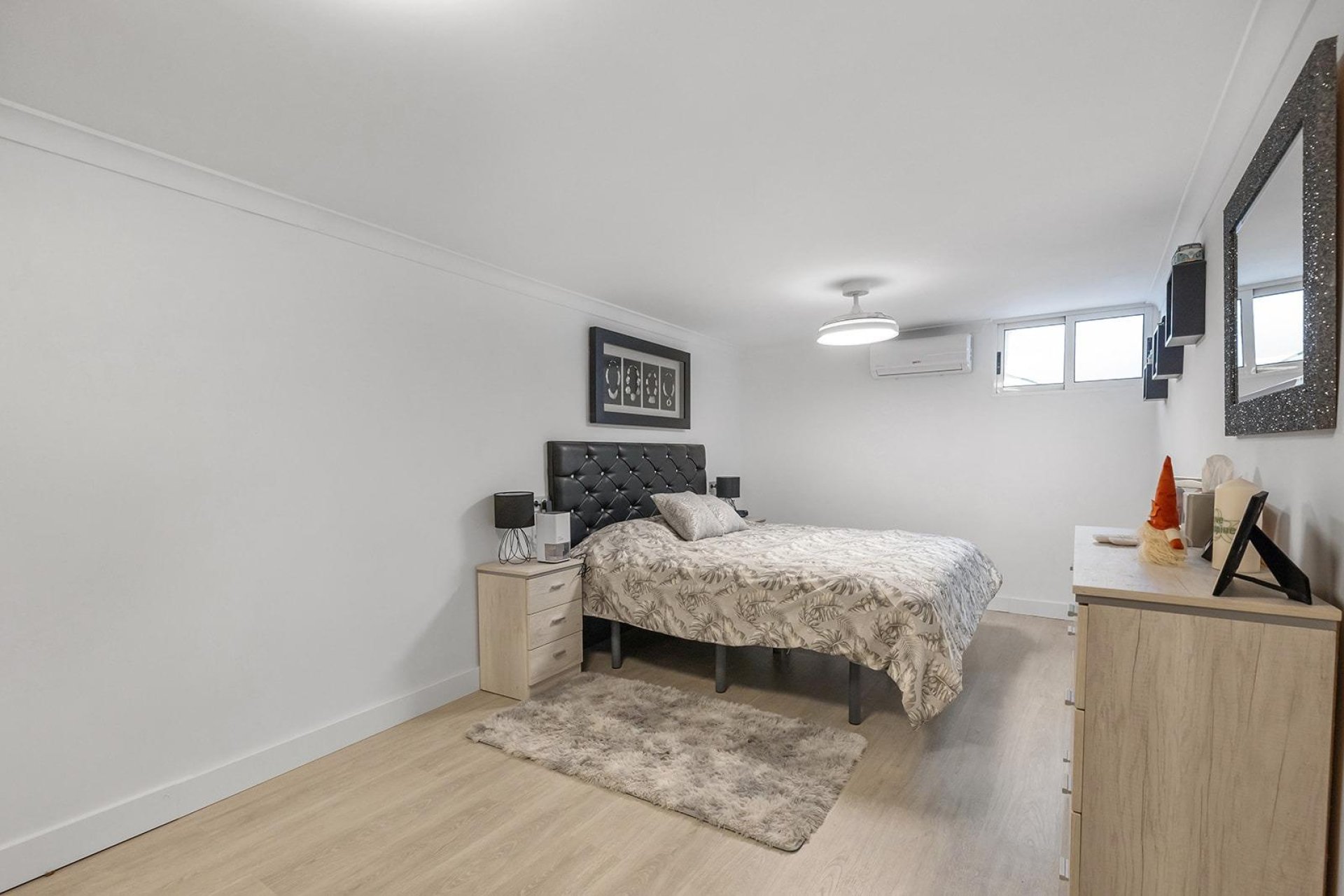 Återförsäljning - Villa -
Guardamar del Segura - Urbanizaciones