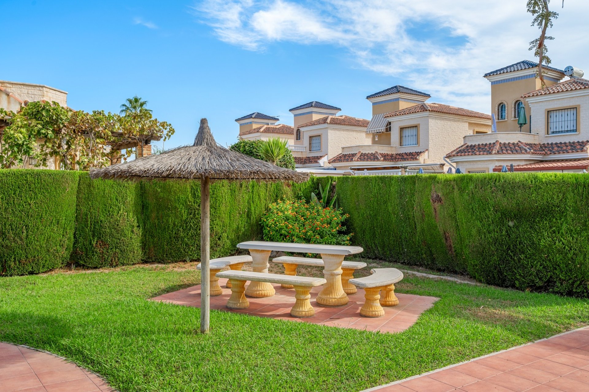 Återförsäljning - Villa -
Guardamar del Segura
