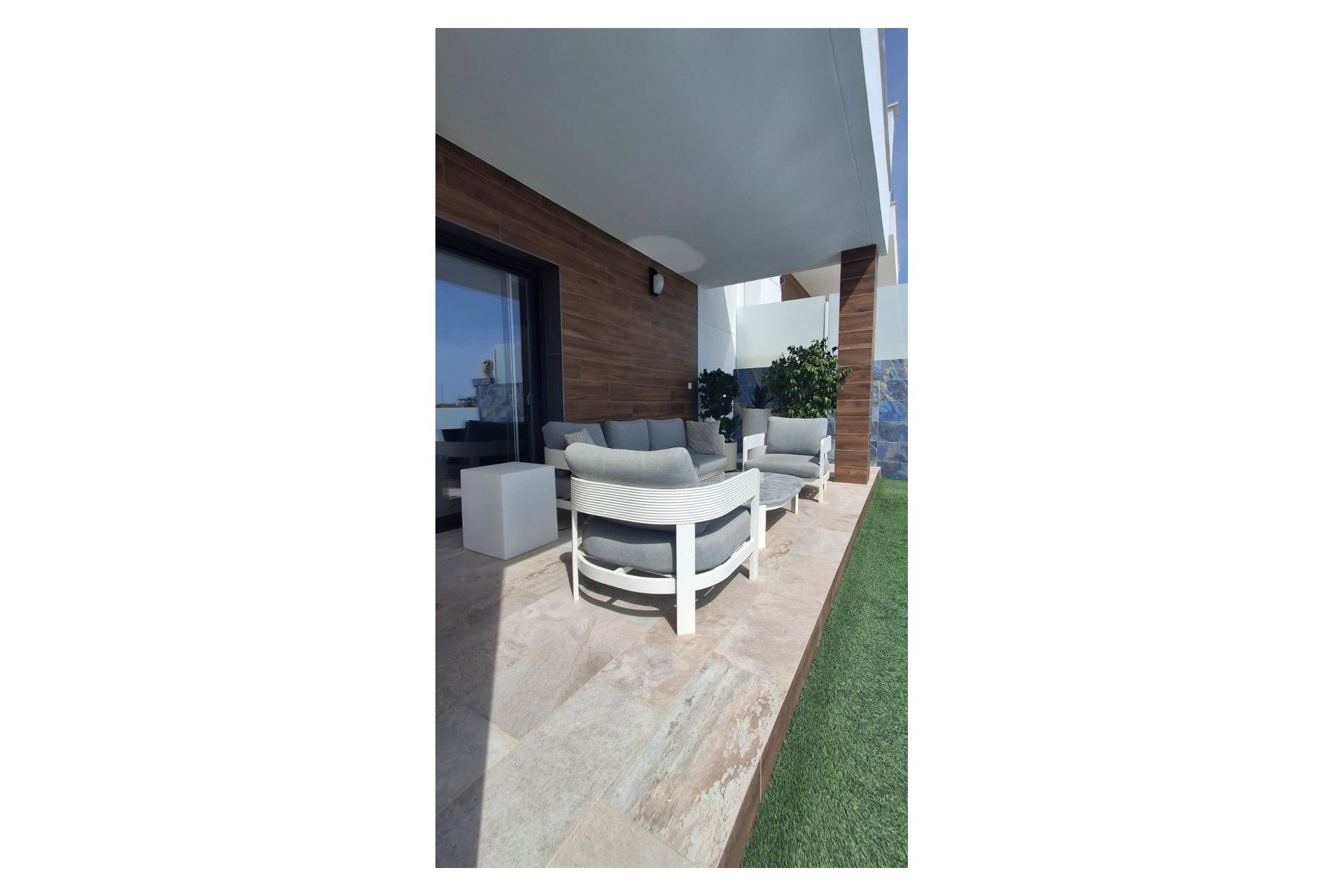 Återförsäljning - Villa / House -
Orihuela - Entre Naranjos Vistabella Golf