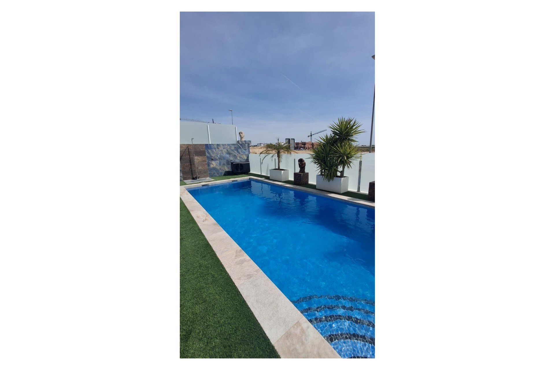 Återförsäljning - Villa / House -
Orihuela - Entre Naranjos Vistabella Golf