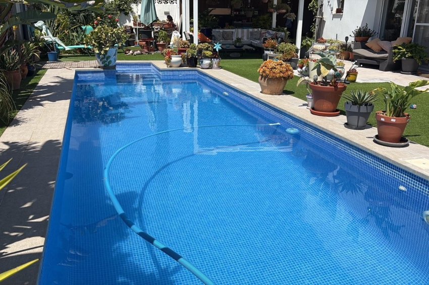 Återförsäljning - Villa / House -
Torrevieja - La Siesta