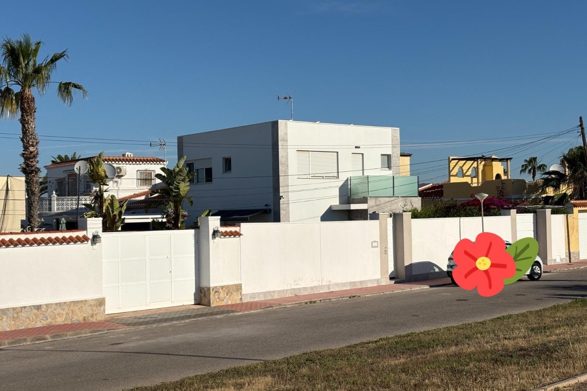 Återförsäljning - Villa / House -
Torrevieja - La Siesta