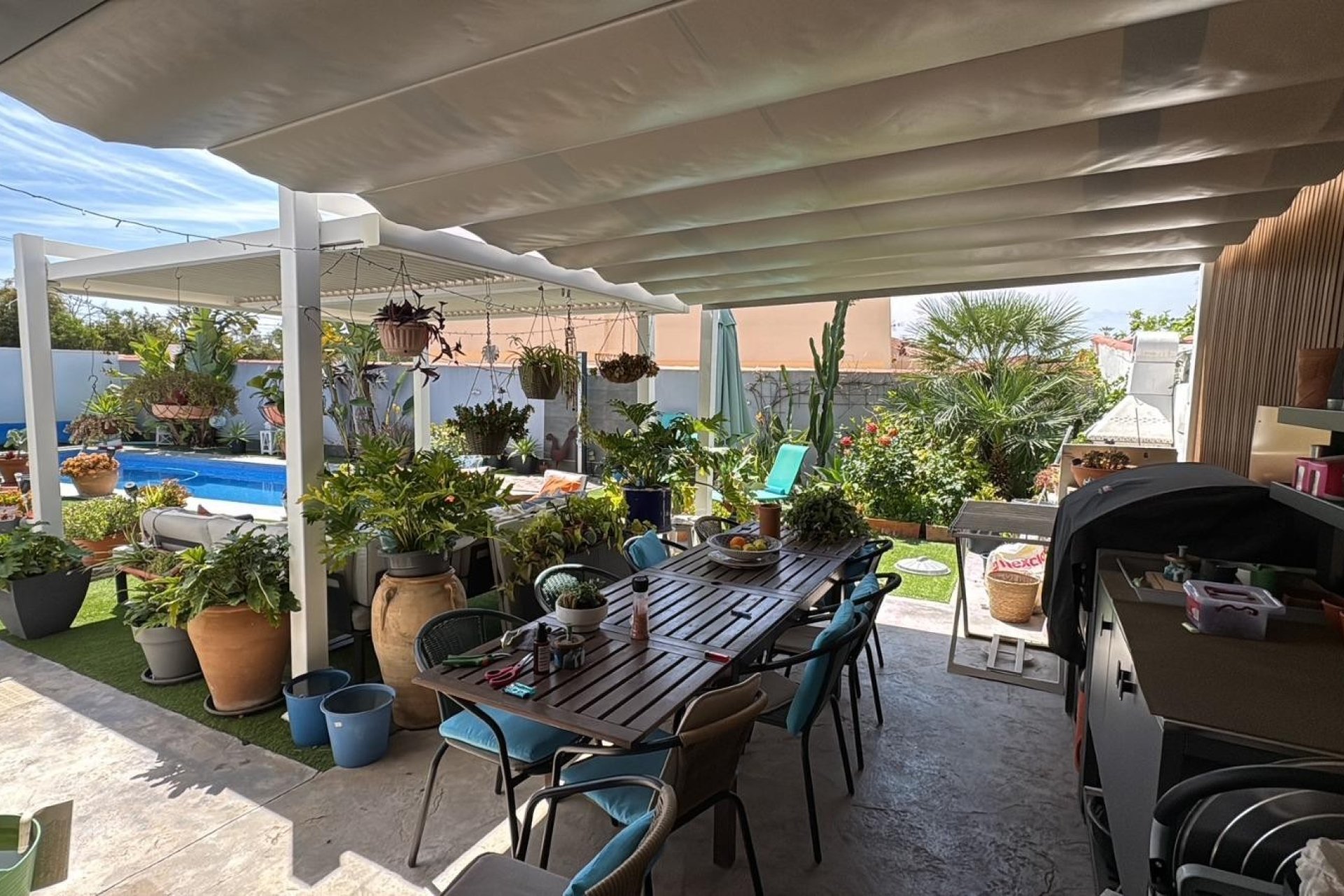 Återförsäljning - Villa / House -
Torrevieja - La Siesta