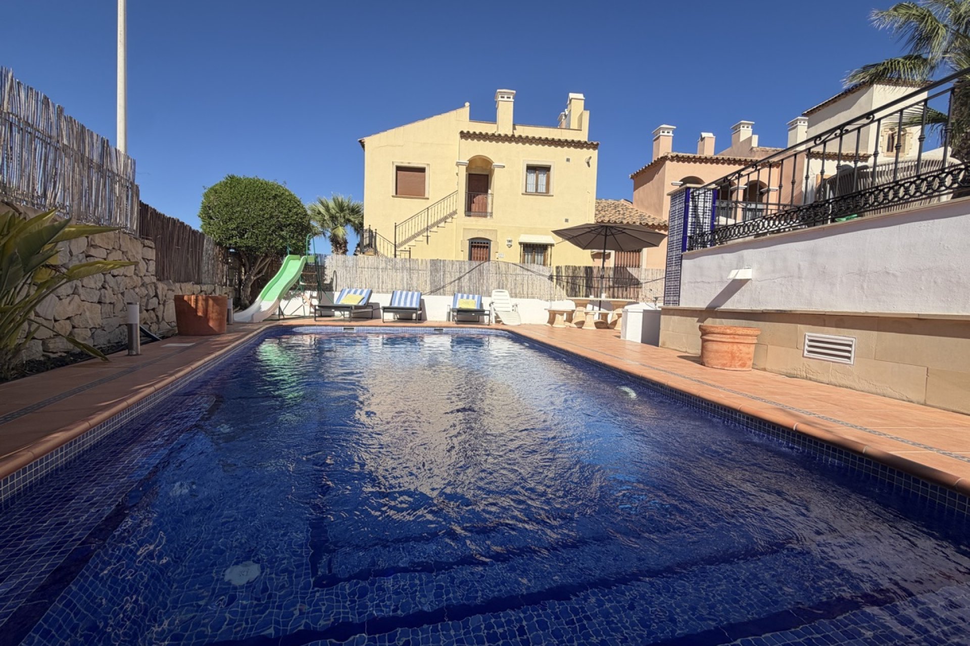 Återförsäljning - Villa -
La Finca Golf
