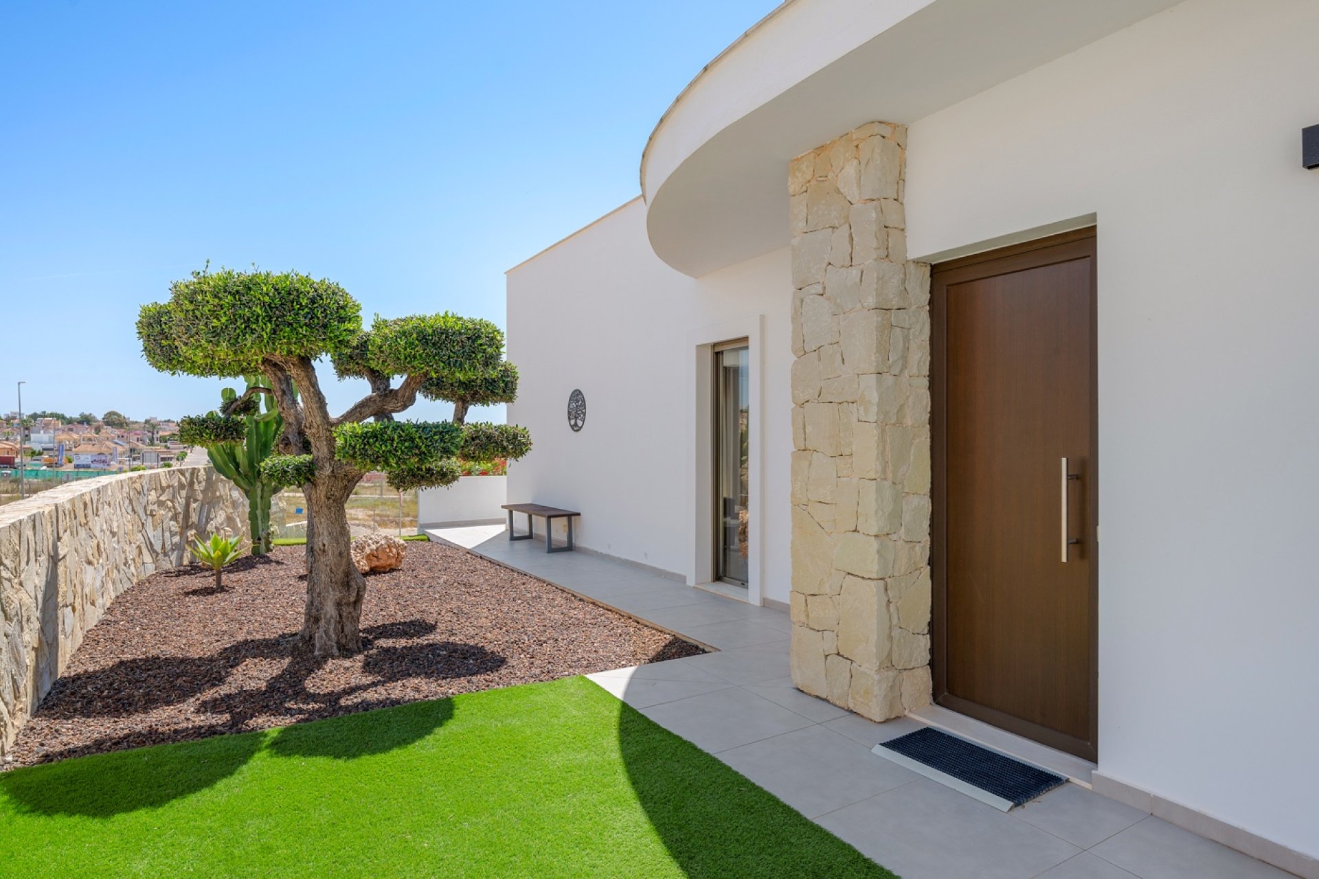Återförsäljning - Villa -
La Marina