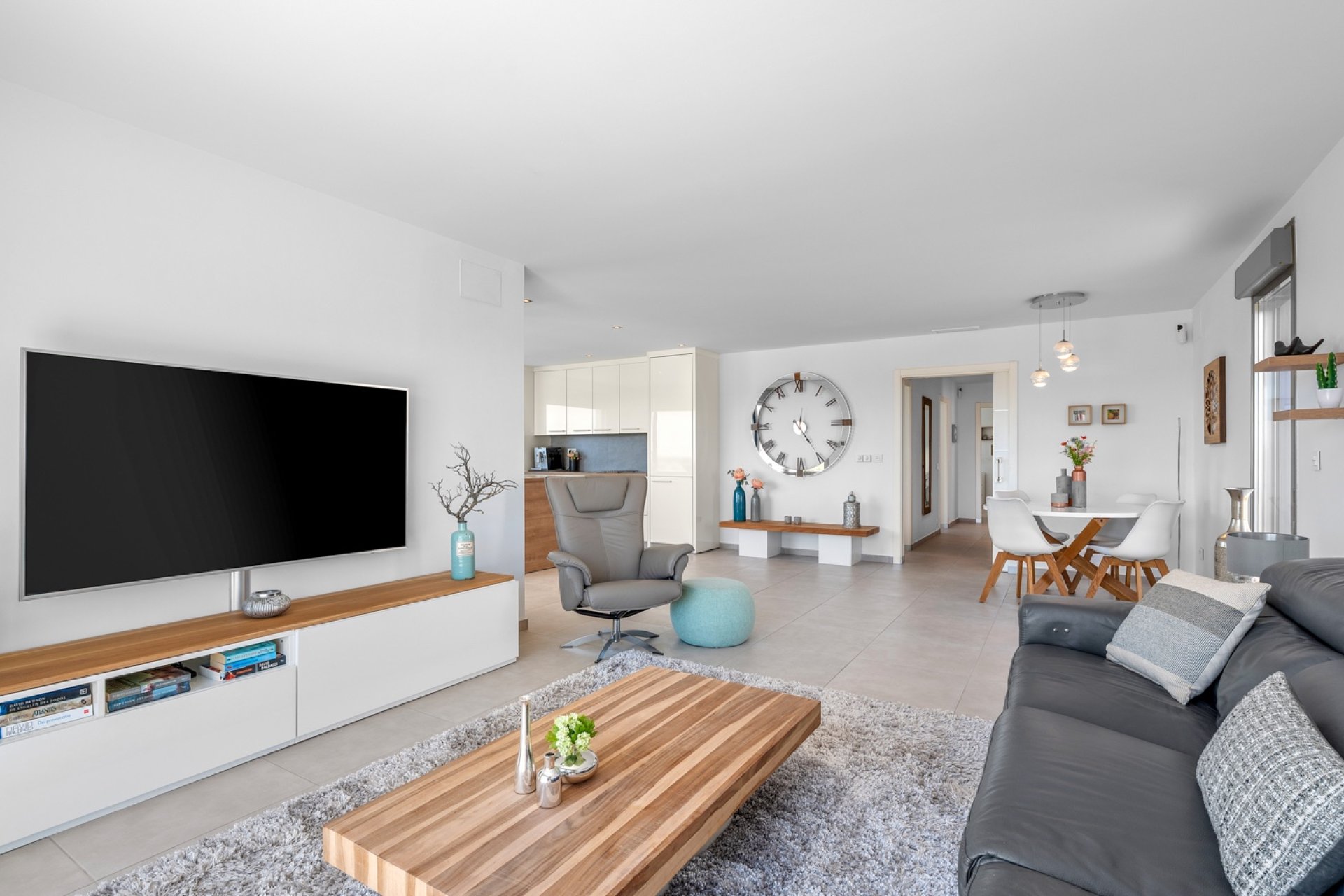 Återförsäljning - Villa -
La Marina