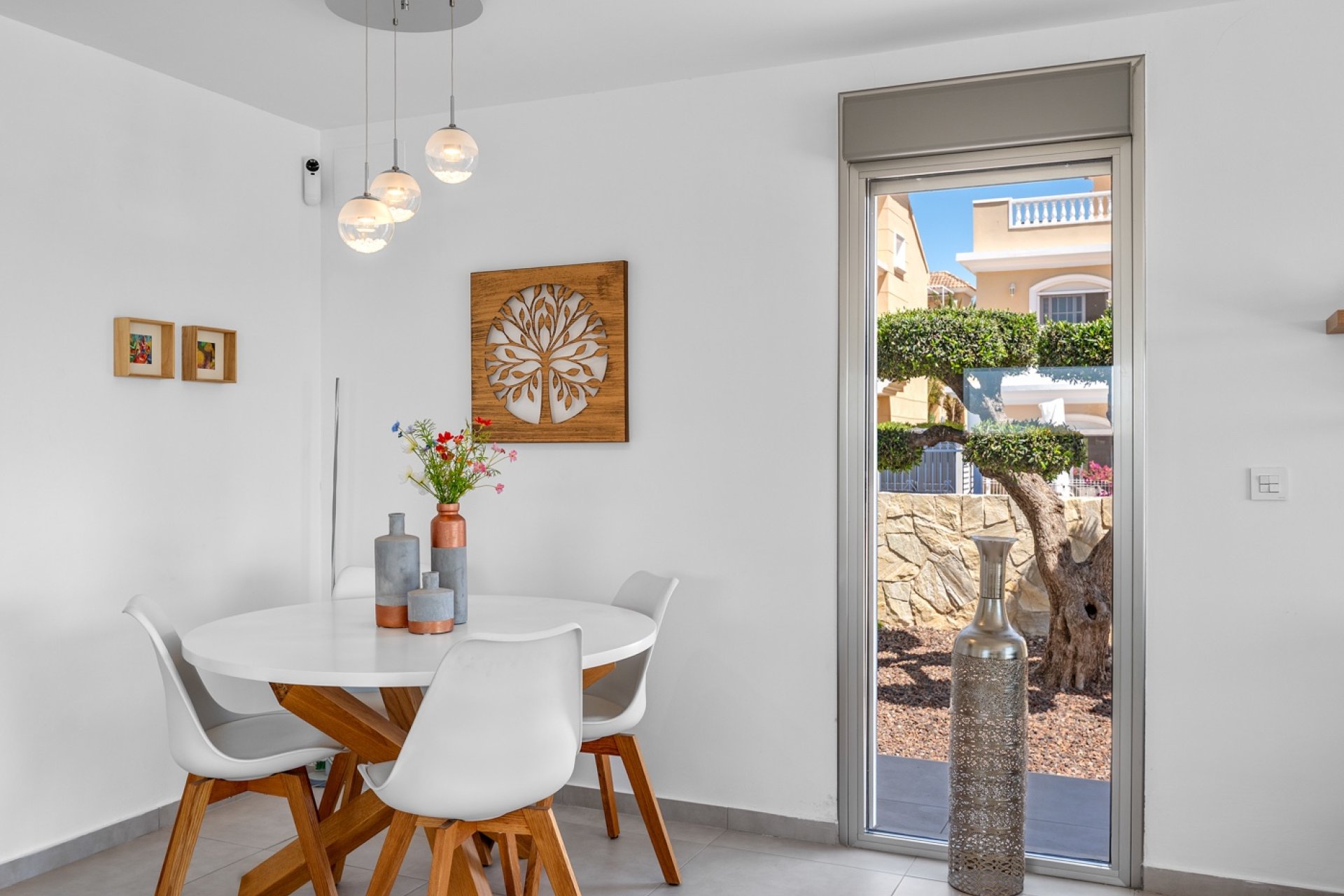 Återförsäljning - Villa -
La Marina