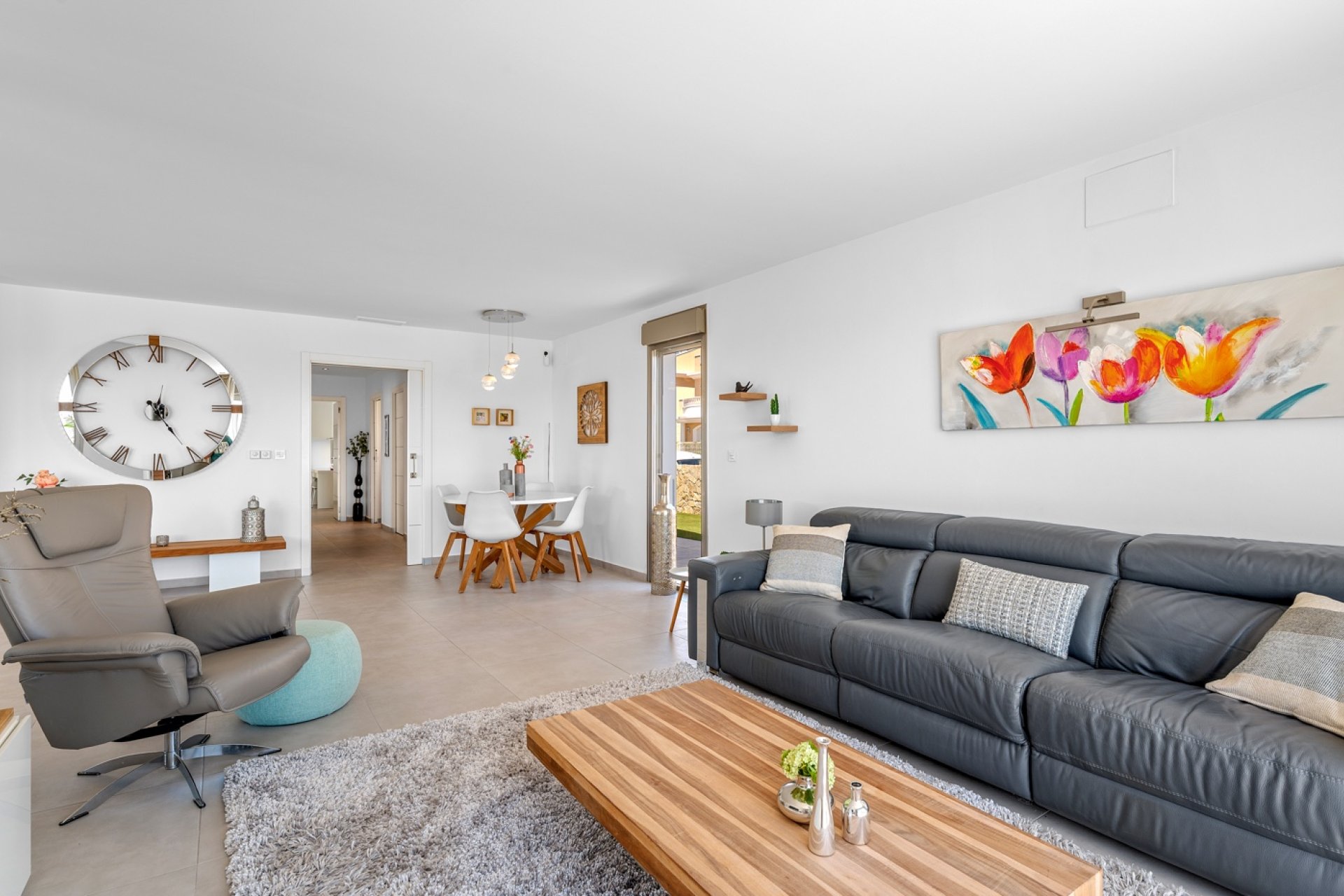Återförsäljning - Villa -
La Marina