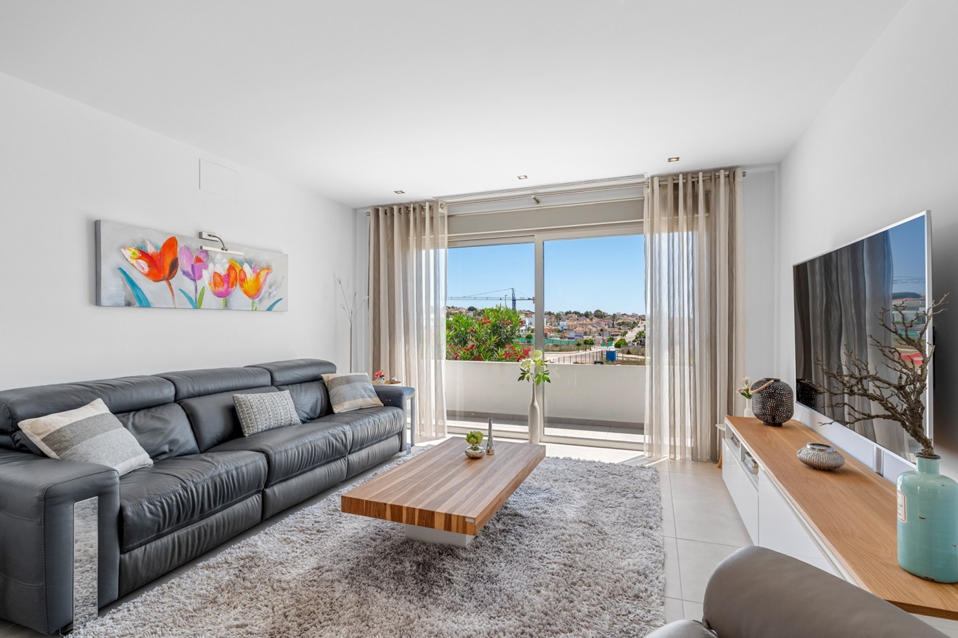 Återförsäljning - Villa -
La Marina