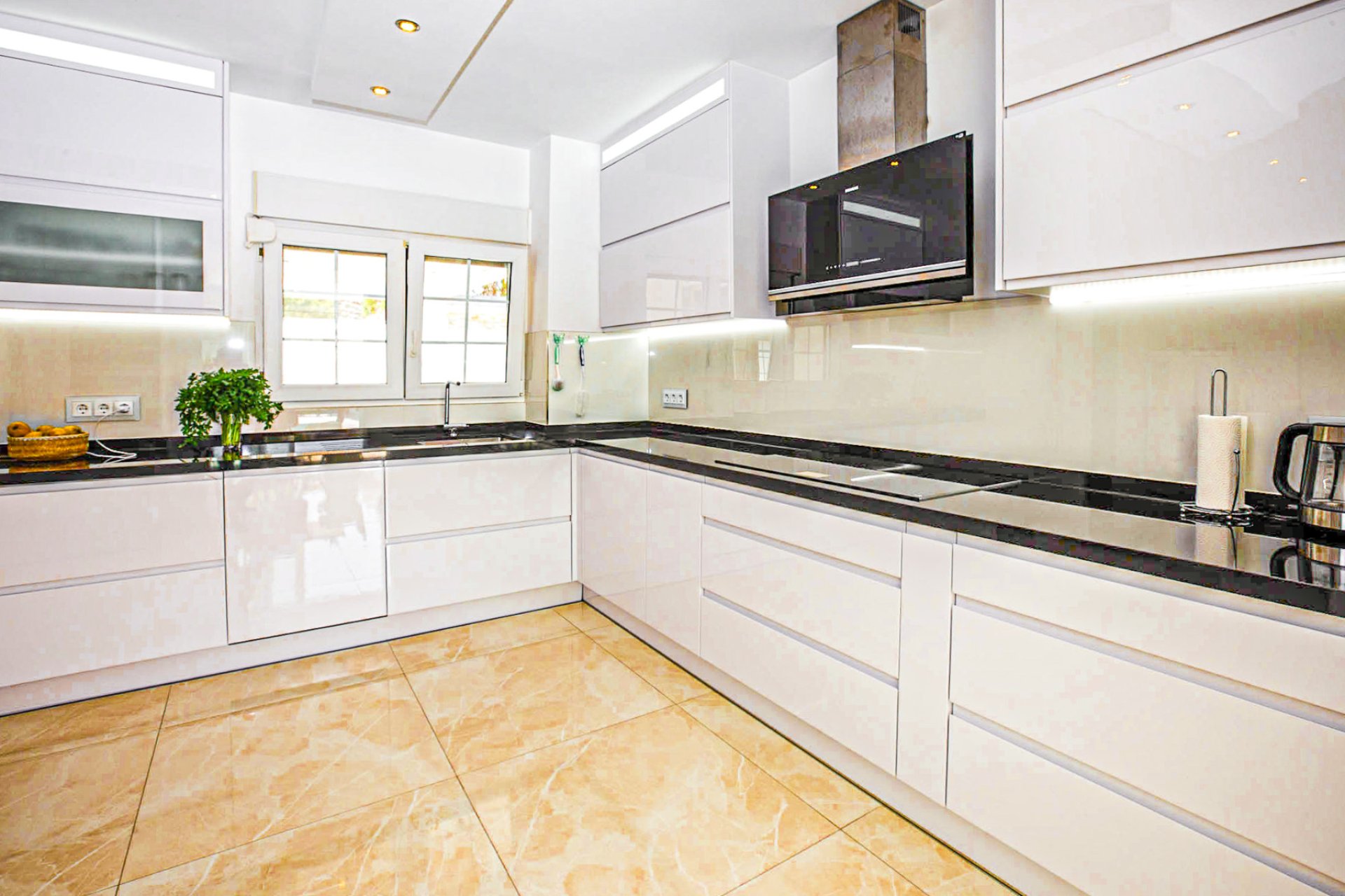 Återförsäljning - Villa -
La Zenia