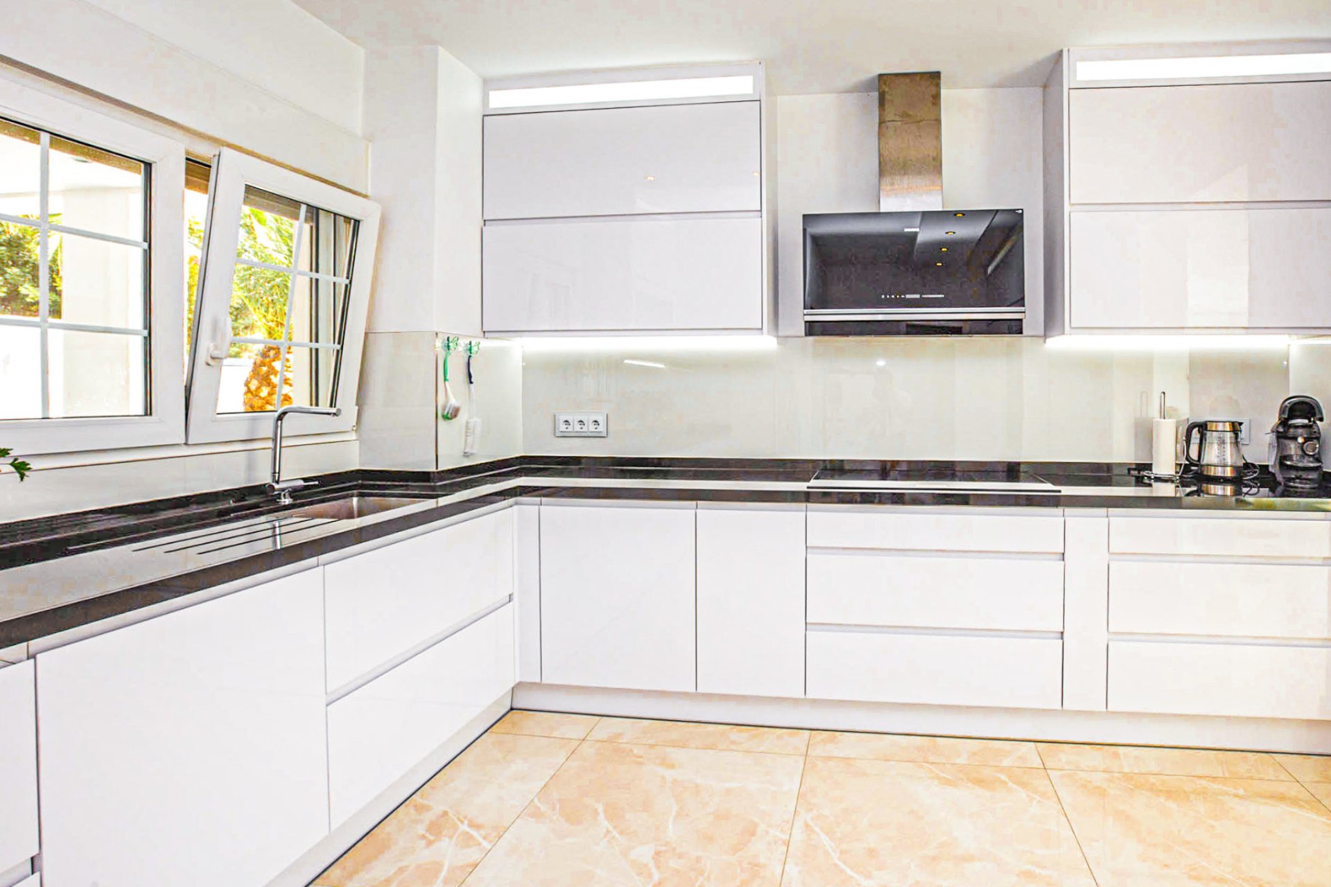 Återförsäljning - Villa -
La Zenia