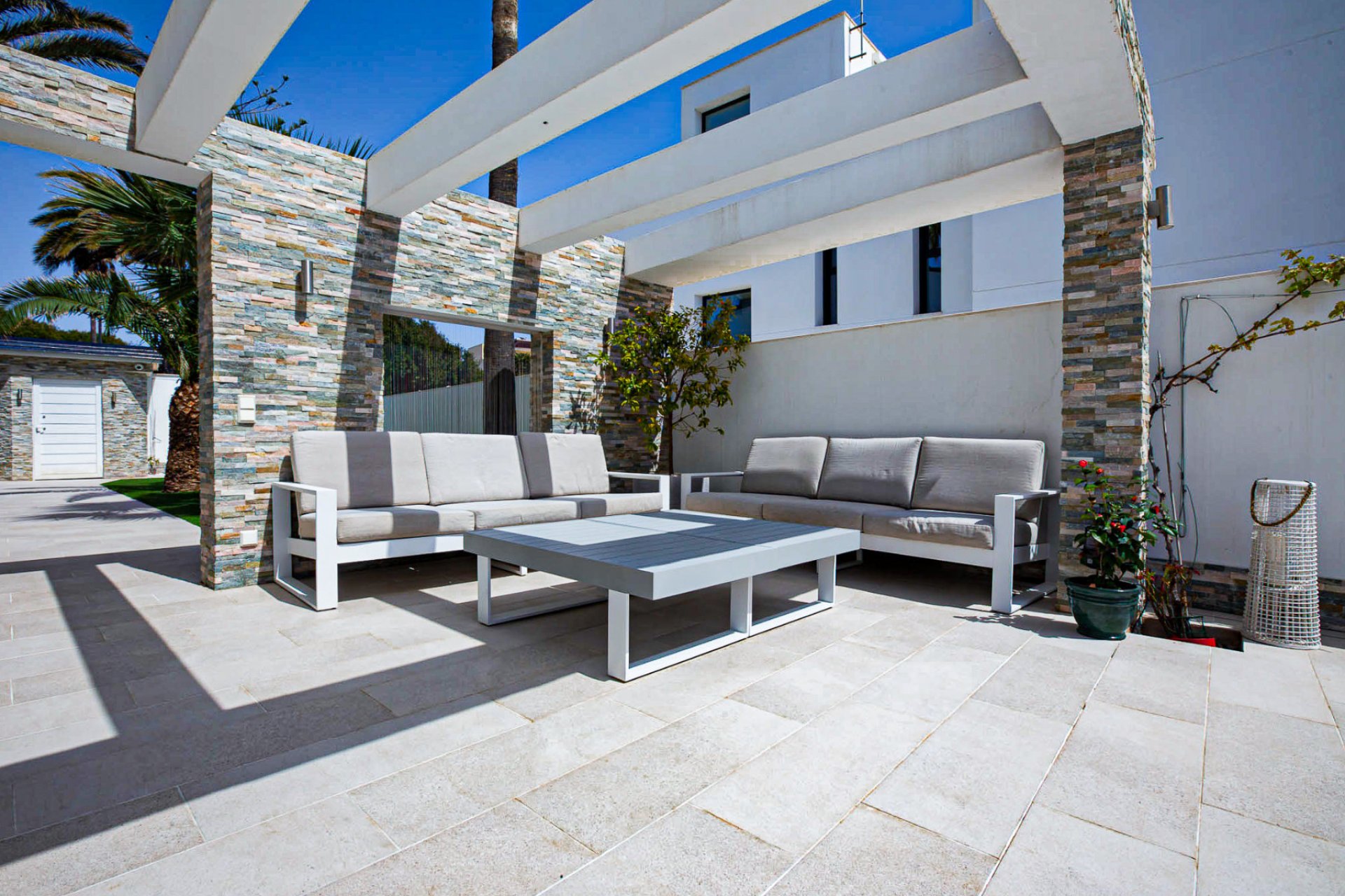 Återförsäljning - Villa -
La Zenia