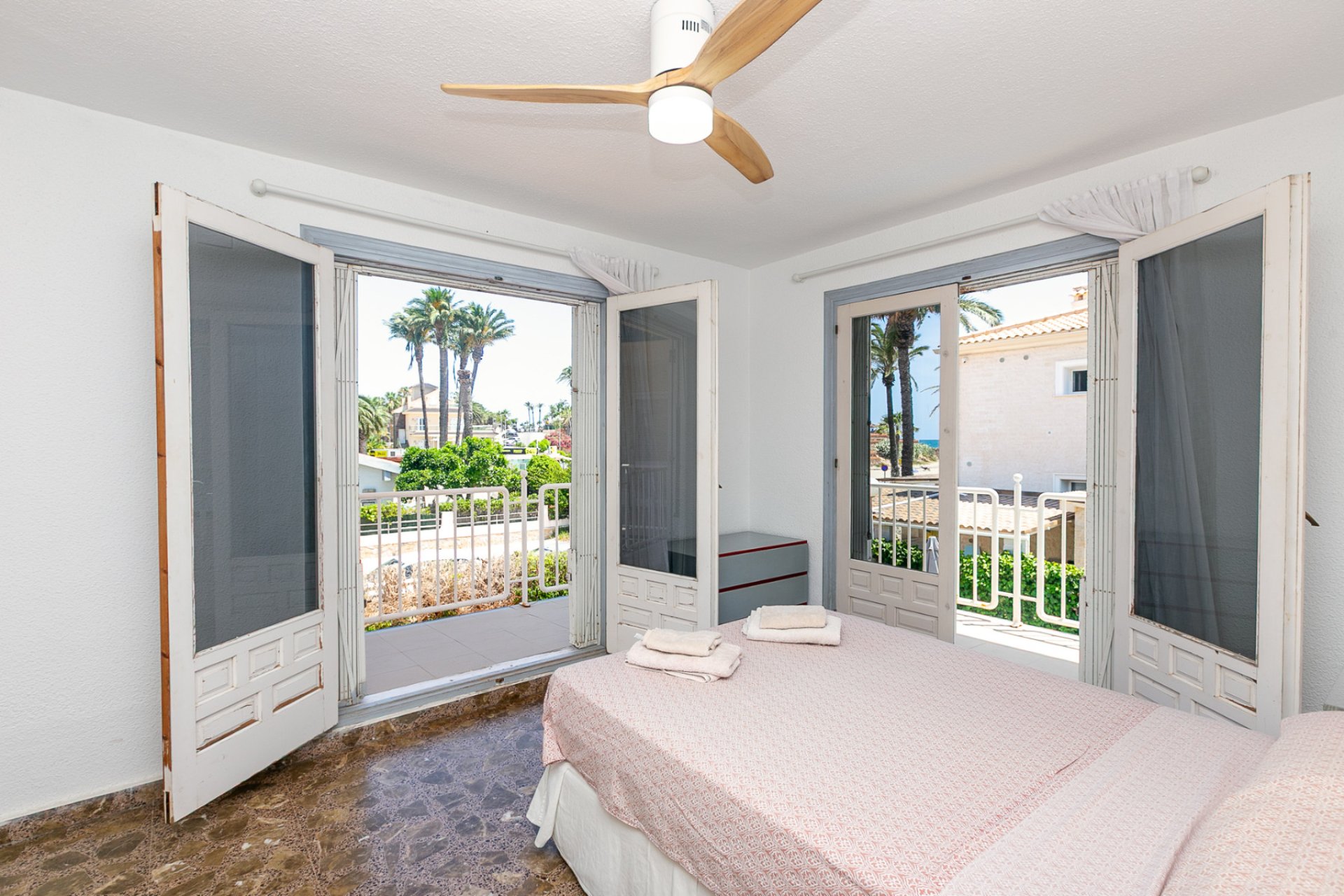 Återförsäljning - Villa -
La Zenia