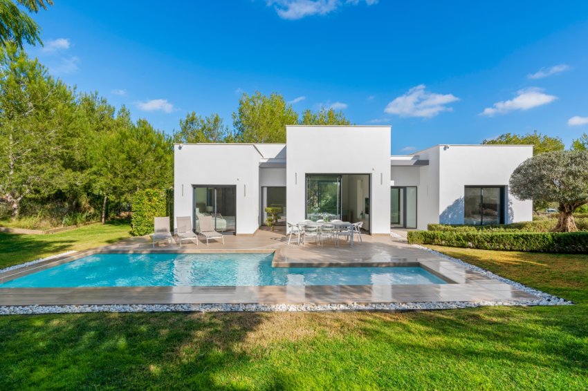 Återförsäljning - Villa -
Las Colinas Golf