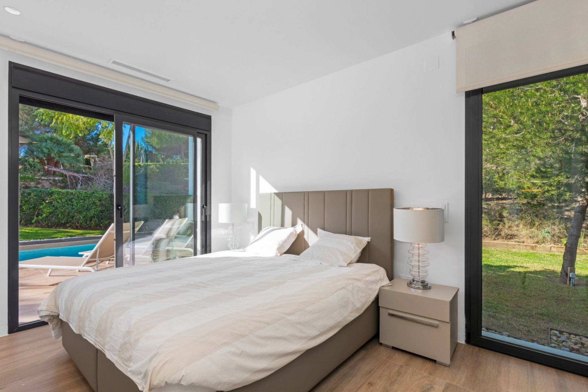 Återförsäljning - Villa -
Las Colinas Golf