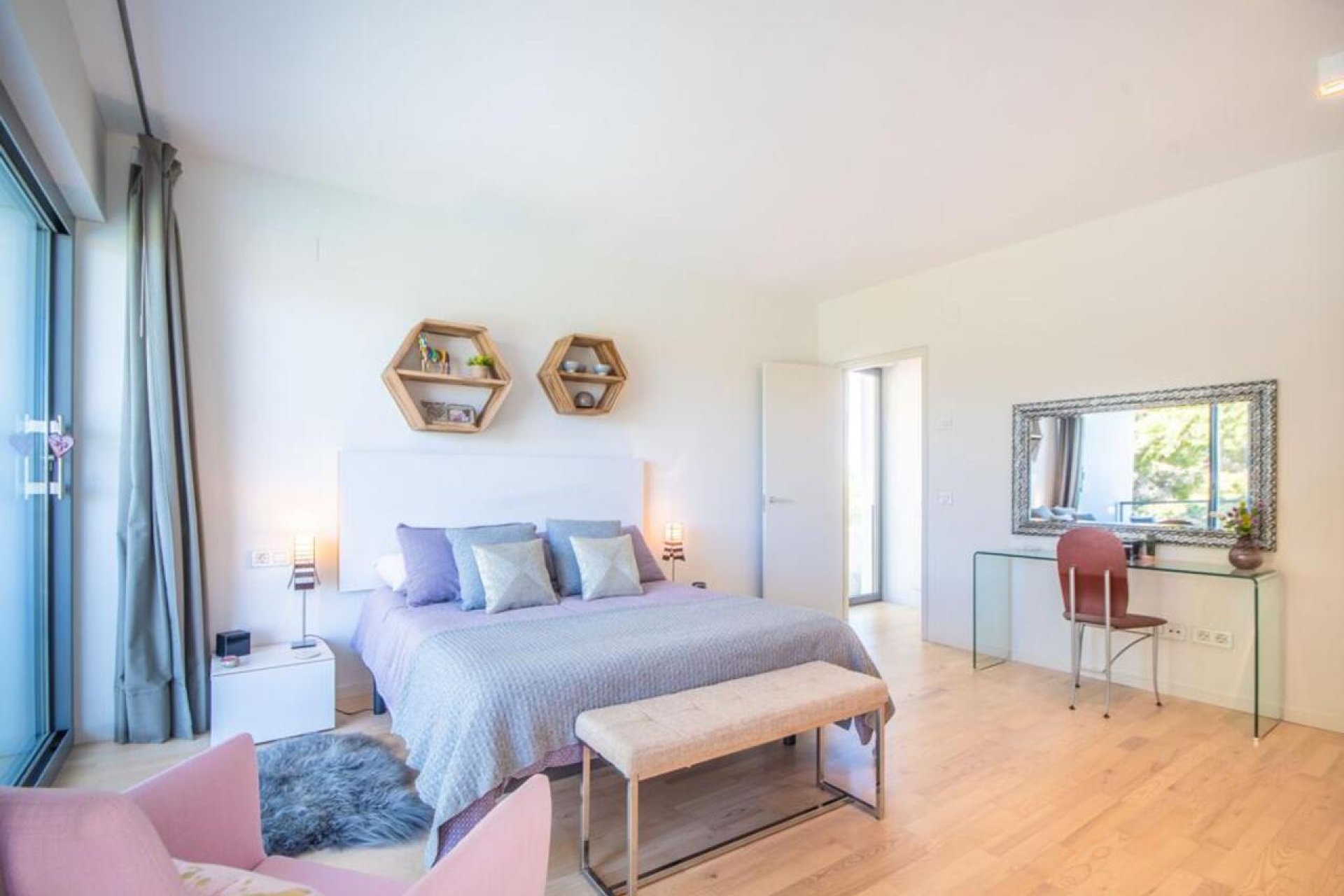 Återförsäljning - Villa -
Las Colinas Golf