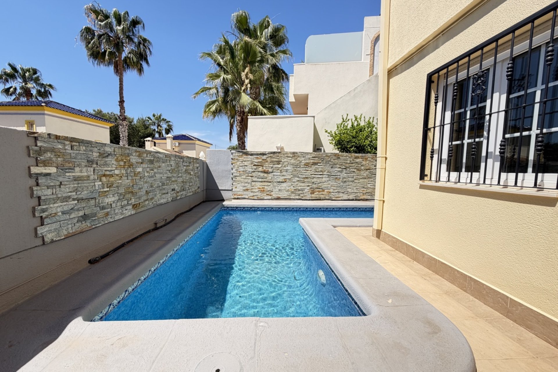 Återförsäljning - Villa -
Las Ramblas - Las Ramblas Golf