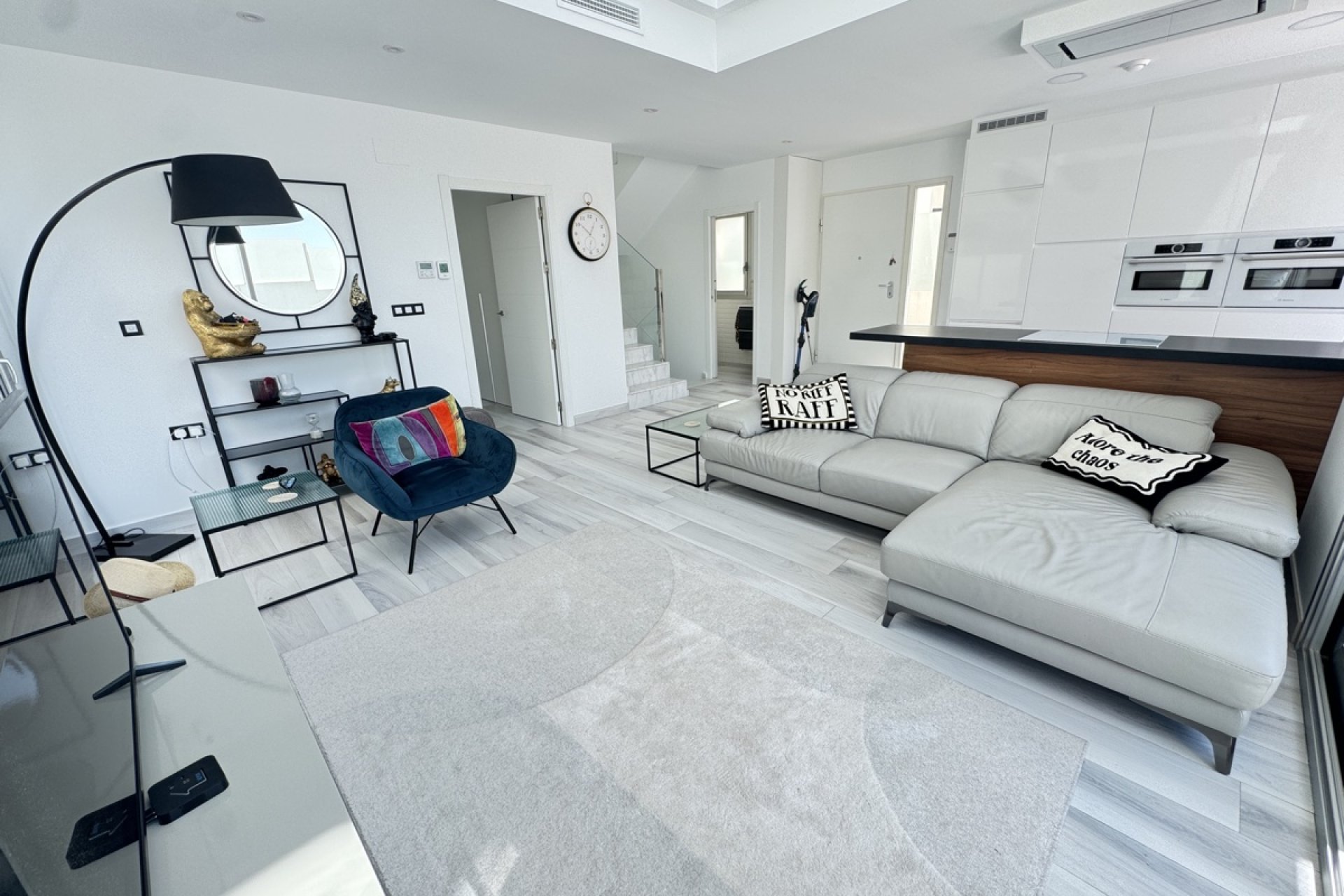 Återförsäljning - Villa -
Lomas de Cabo Roig